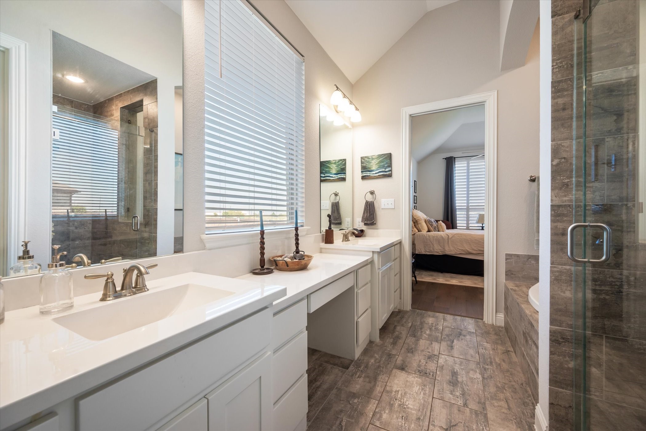 1524 Everitt Trail