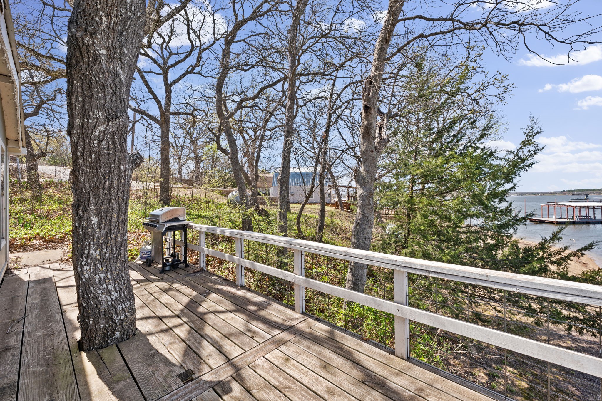 248 Lakeside Drive