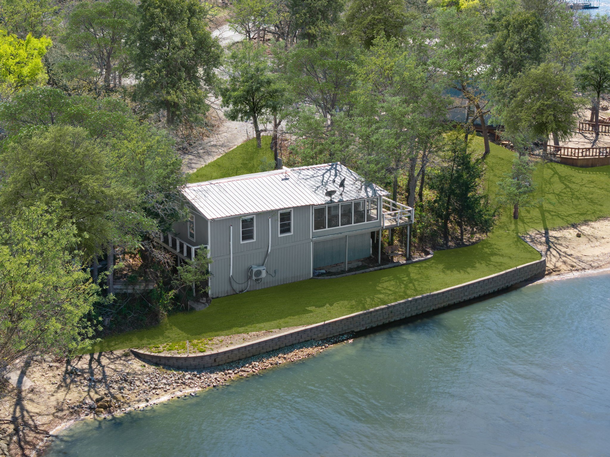 248 Lakeside Drive