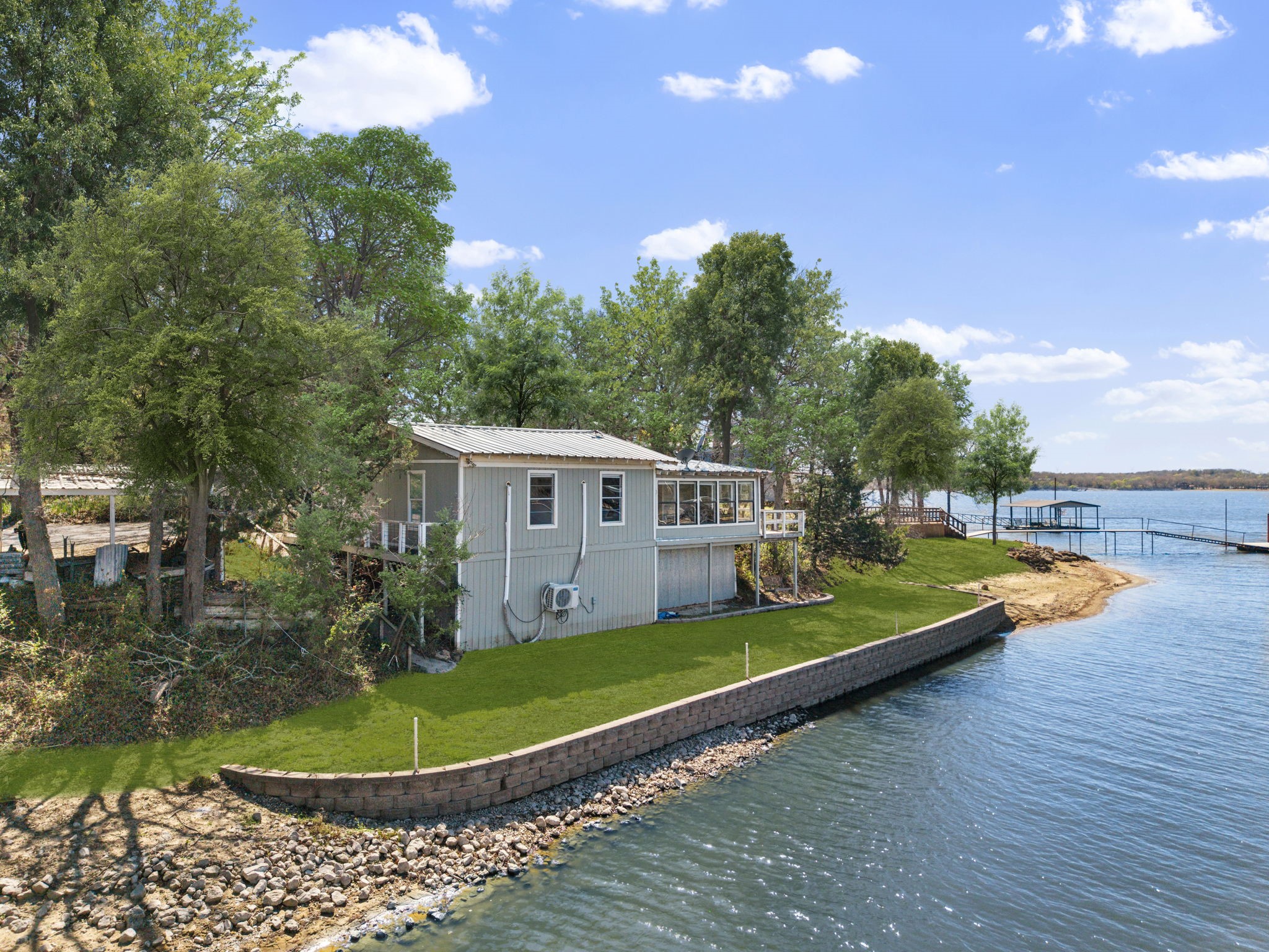 248 Lakeside Drive