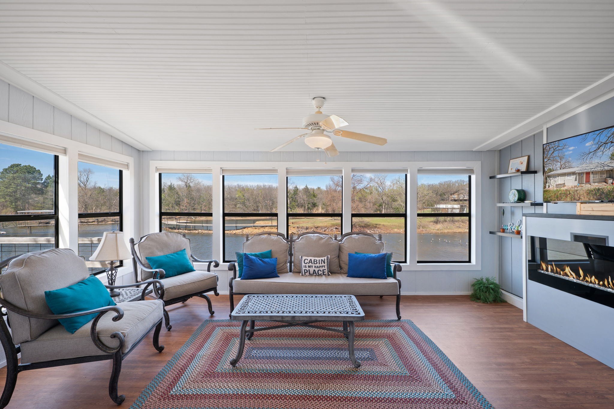 248 Lakeside Drive