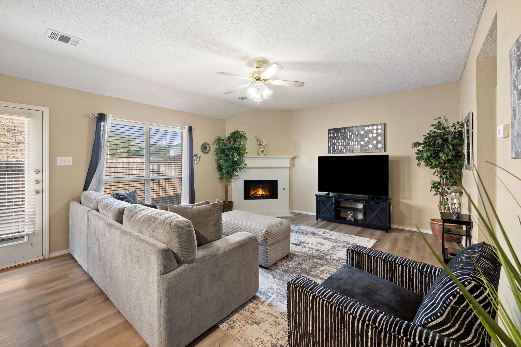 1418 Deville Circle