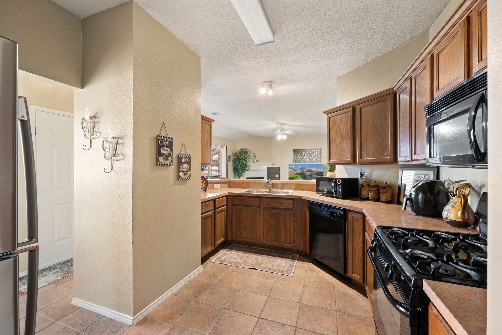 1418 Deville Circle