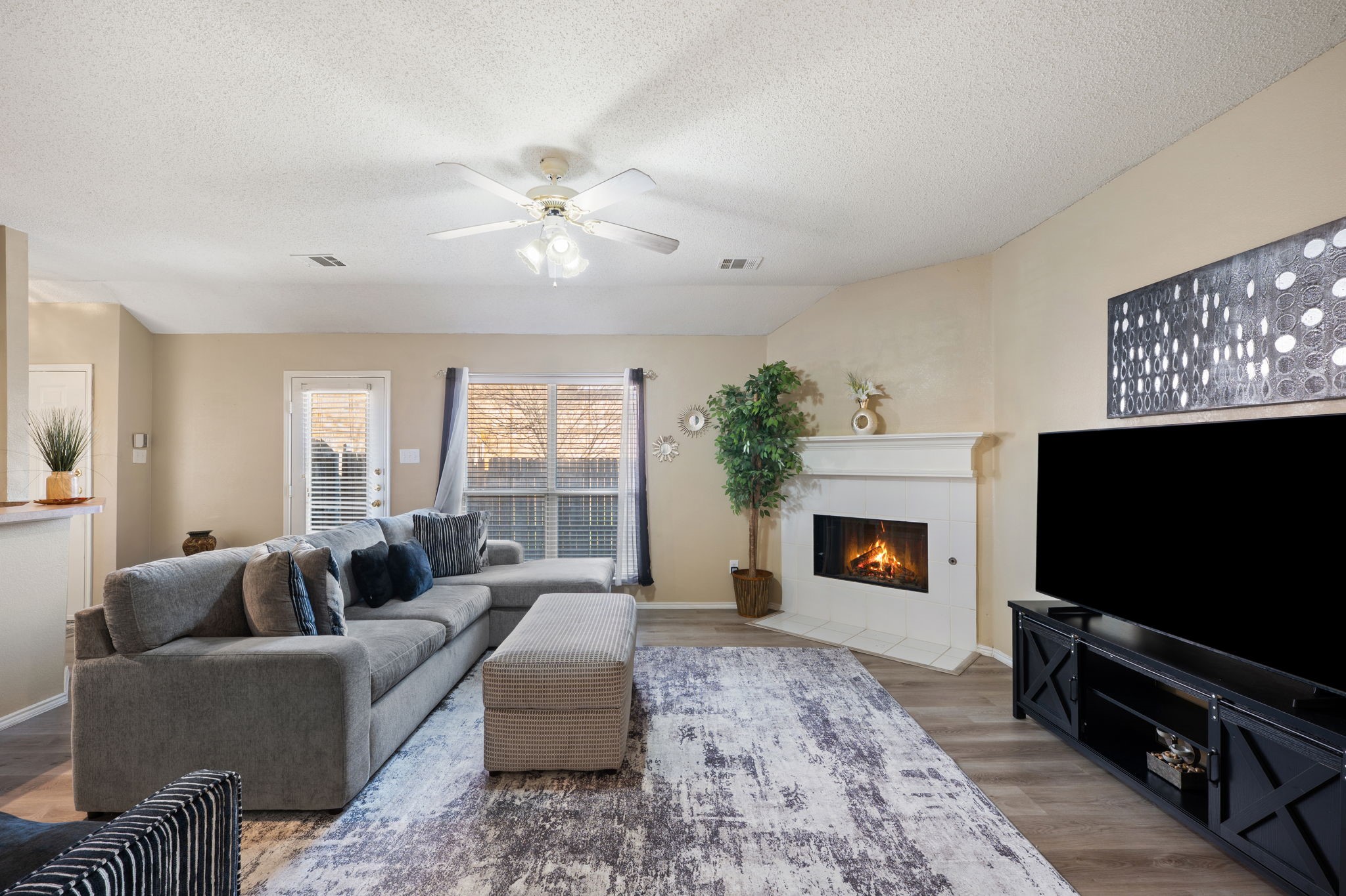 1418 Deville Circle