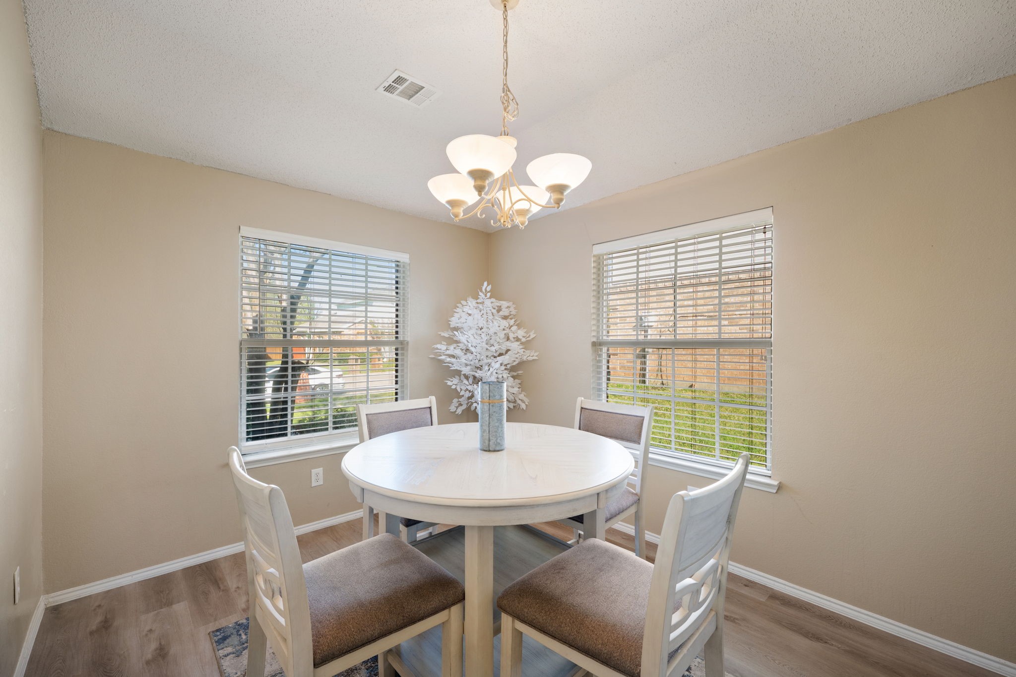 1418 Deville Circle