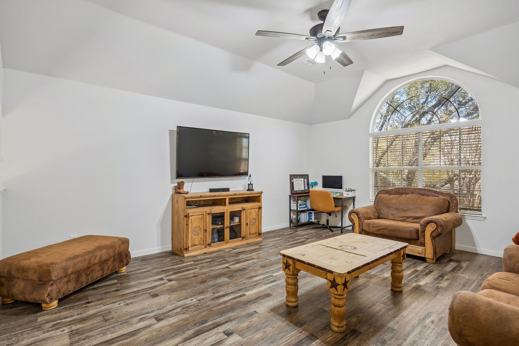 5 Cimarron Court