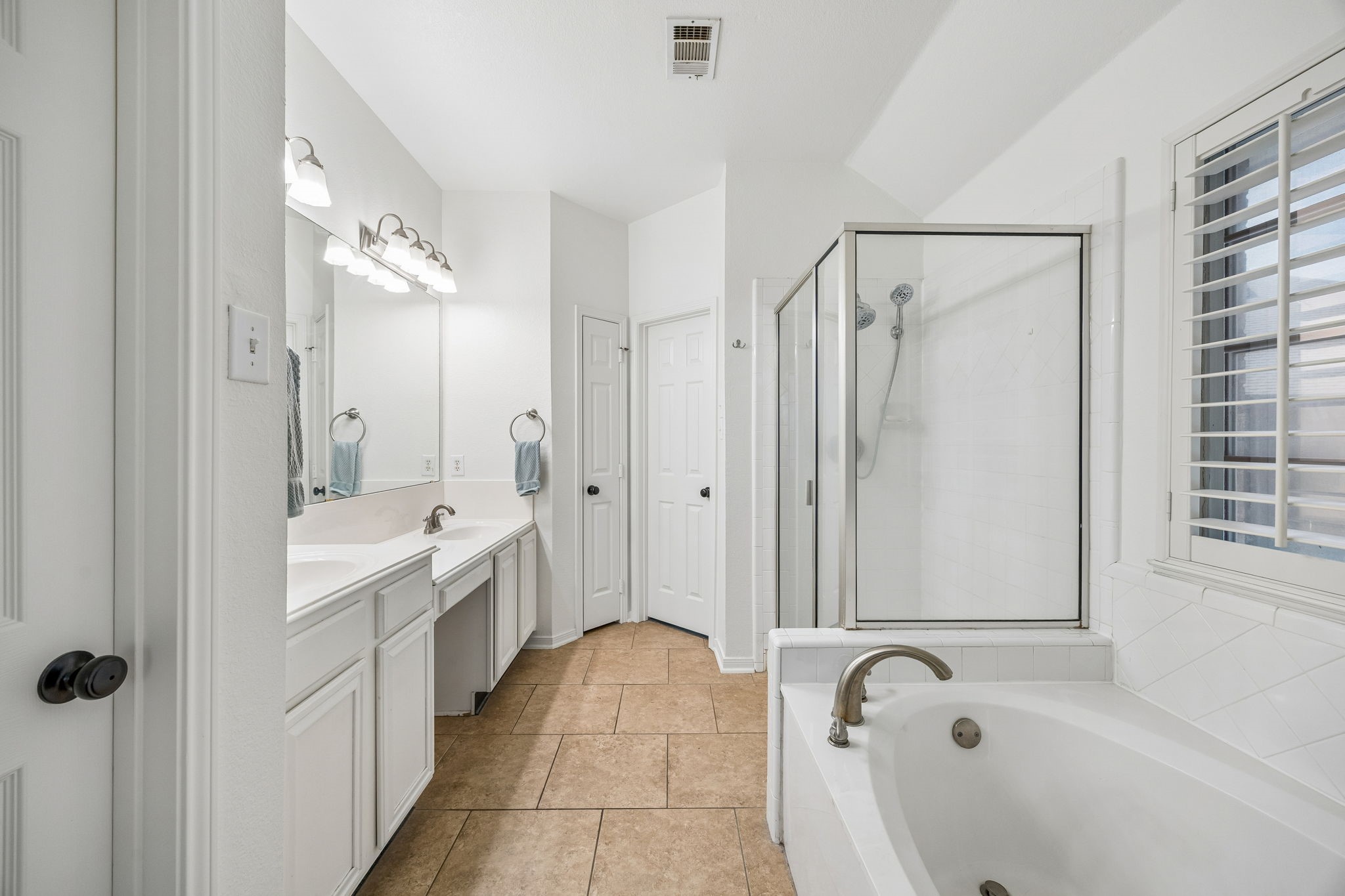 5 Cimarron Court