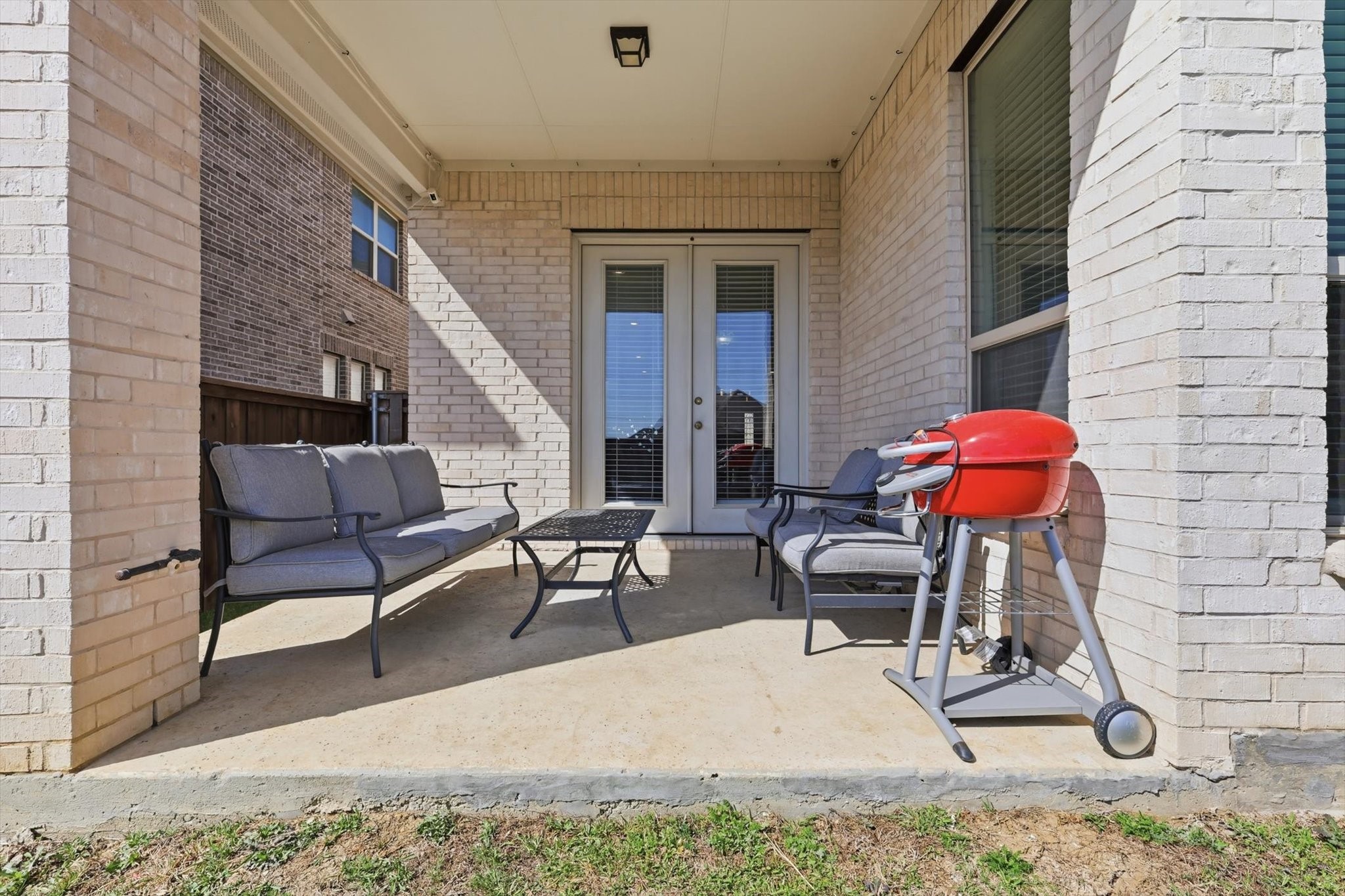 3424 Poinsettia Way