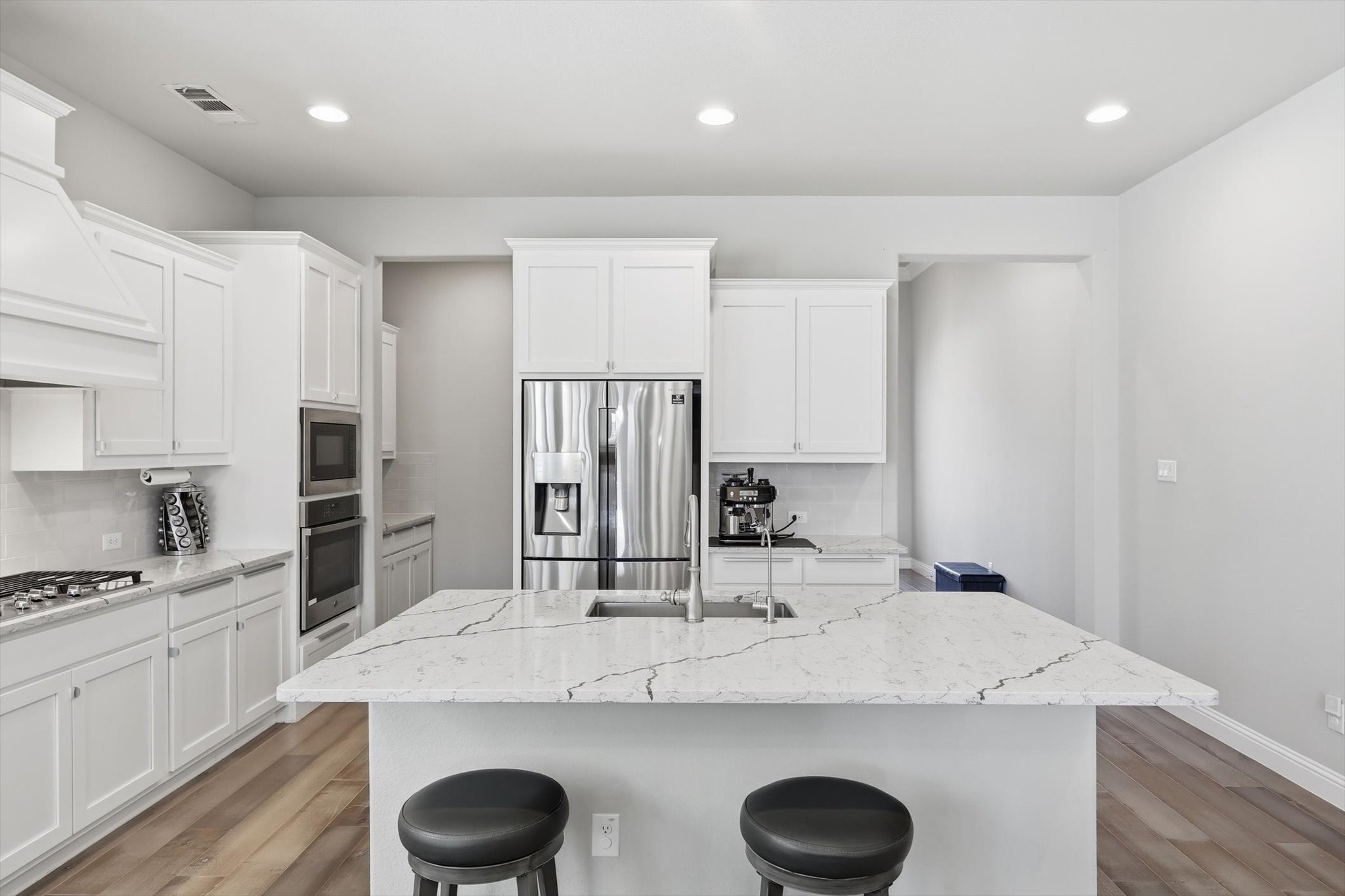 3424 Poinsettia Way