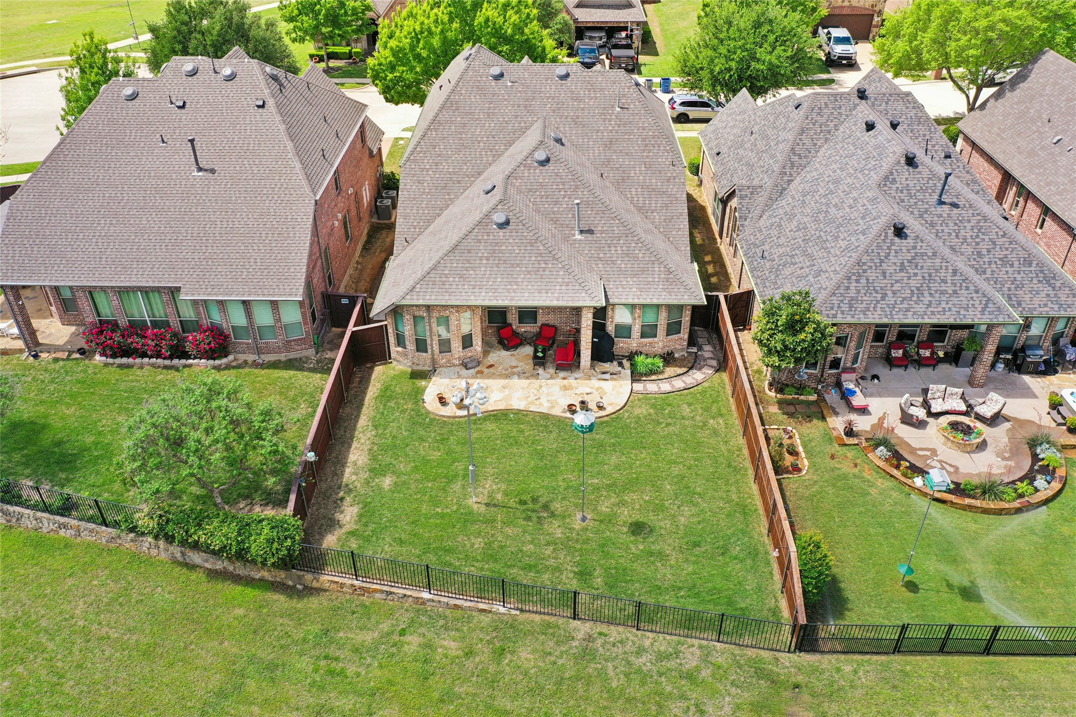 2802 Sherwood Drive