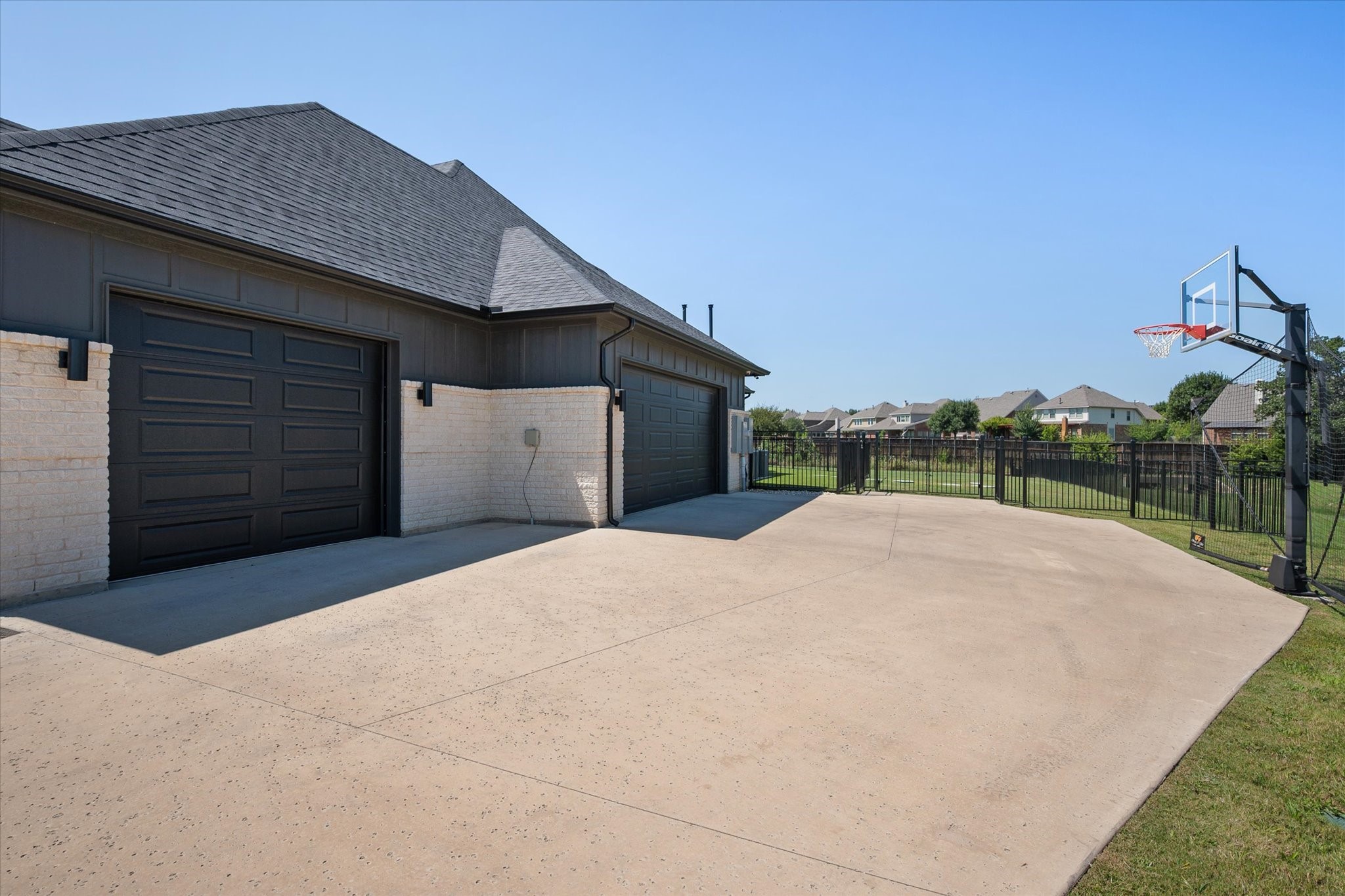 219 Kate Court