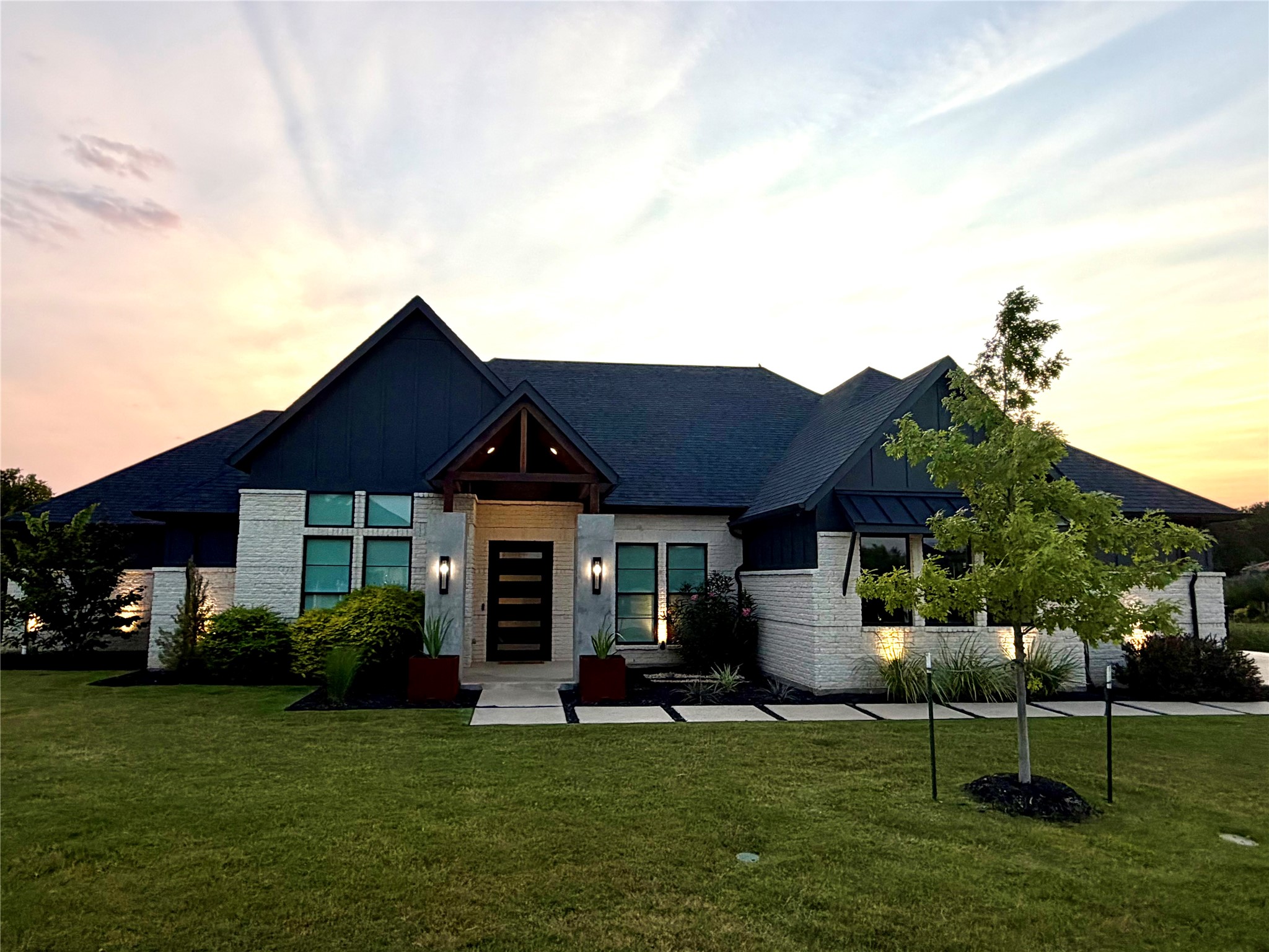 219 Kate Court