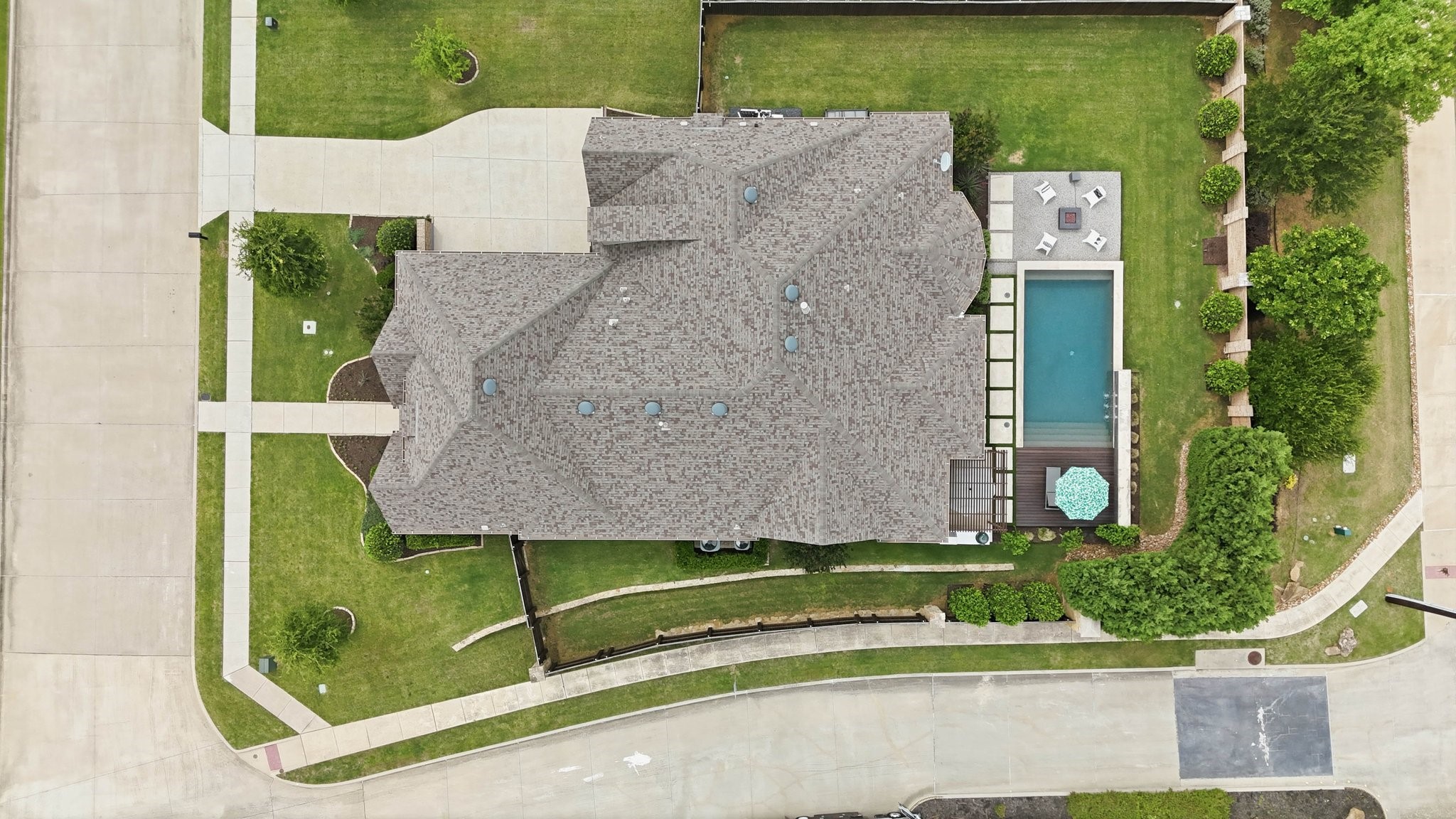 4019 Badenoch Way