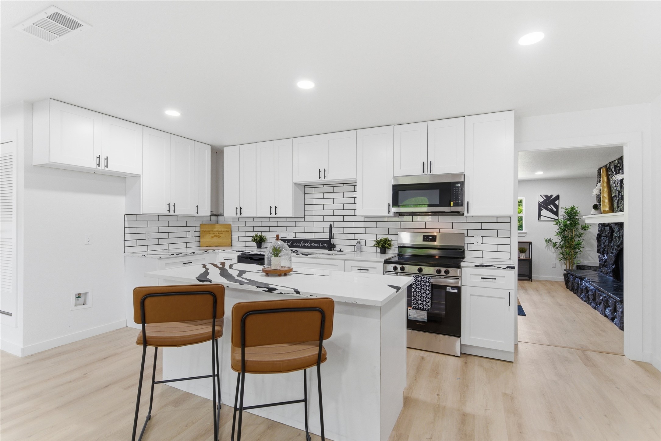 4474 Burke Road