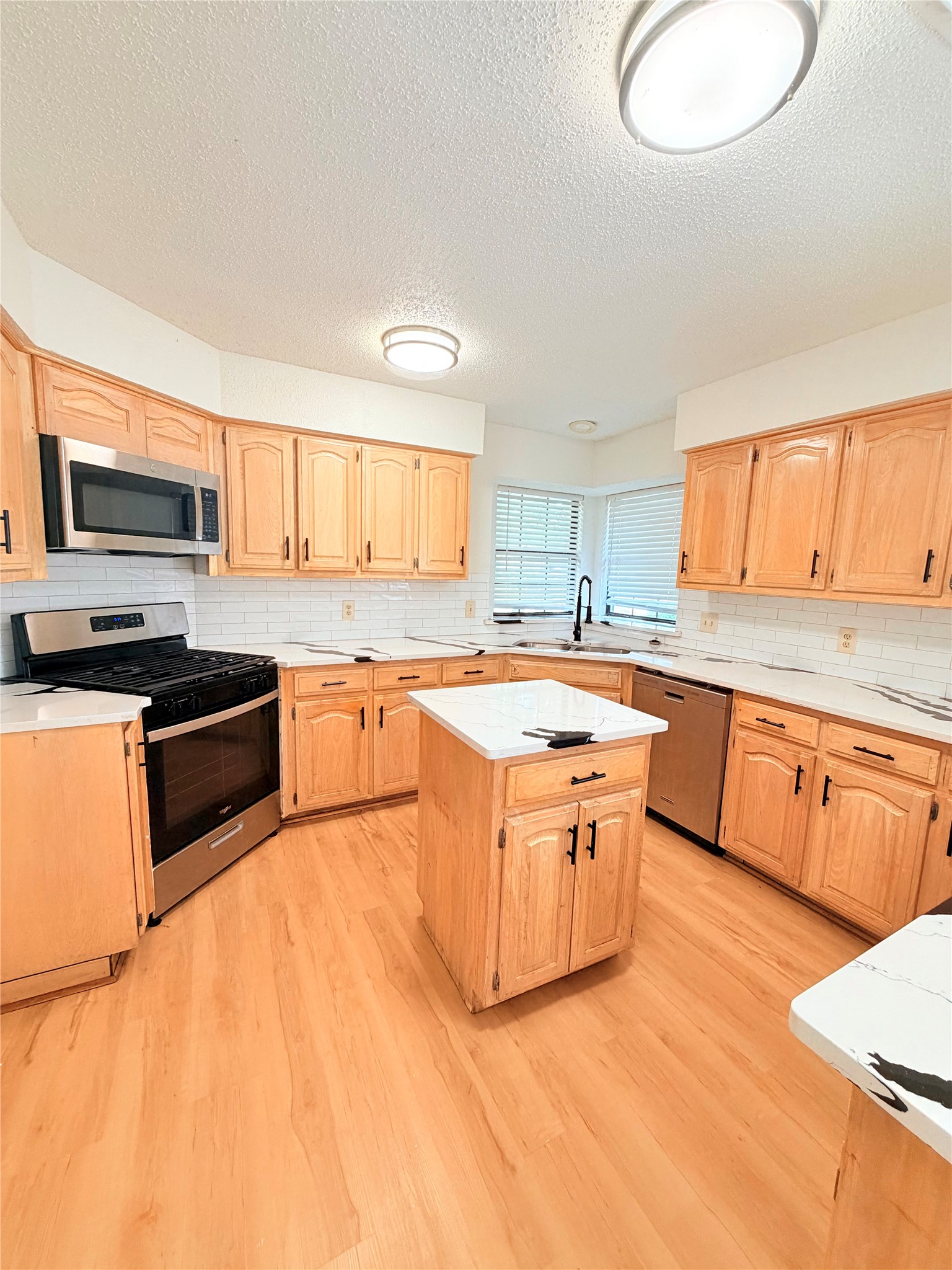 3613 Longbow Lane