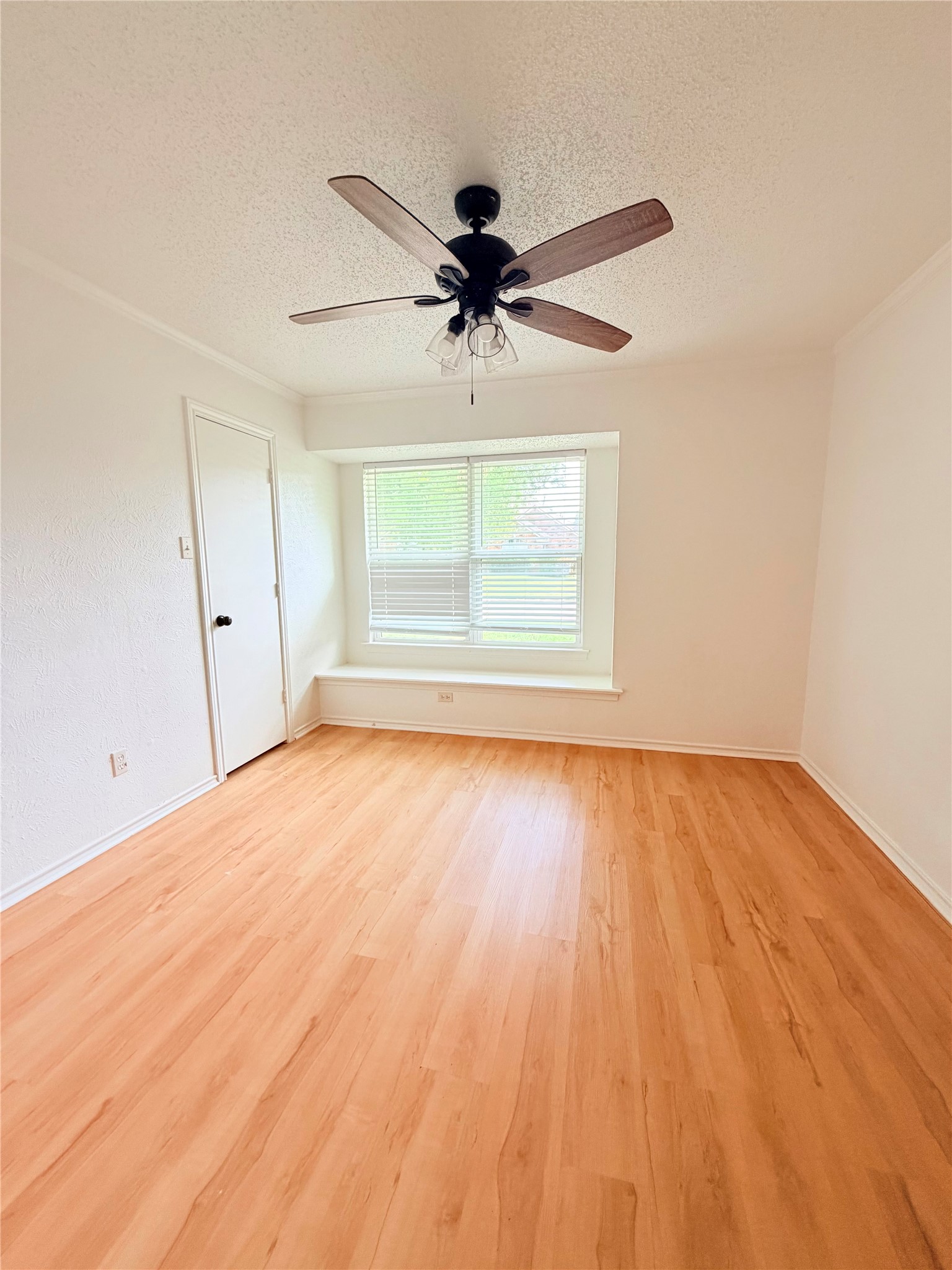 3613 Longbow Lane