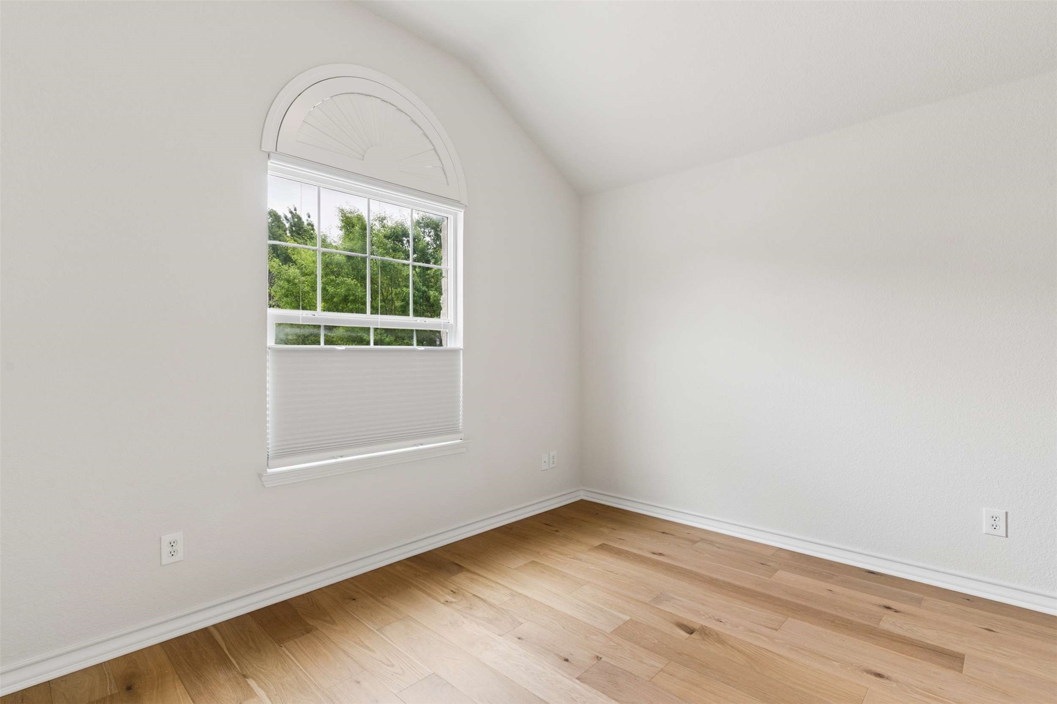 2613 Eagle Drive