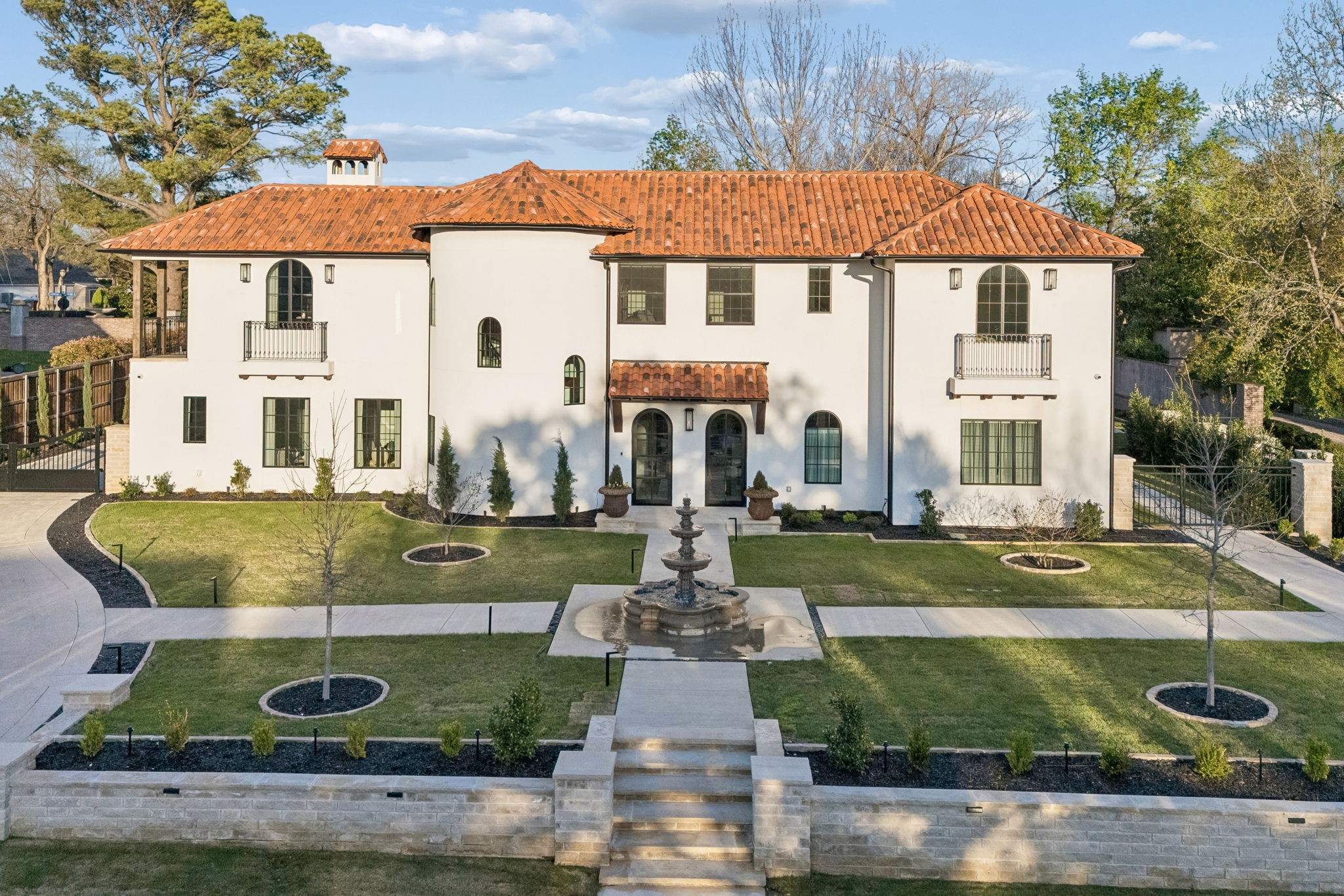 5301 Miramar Lane
