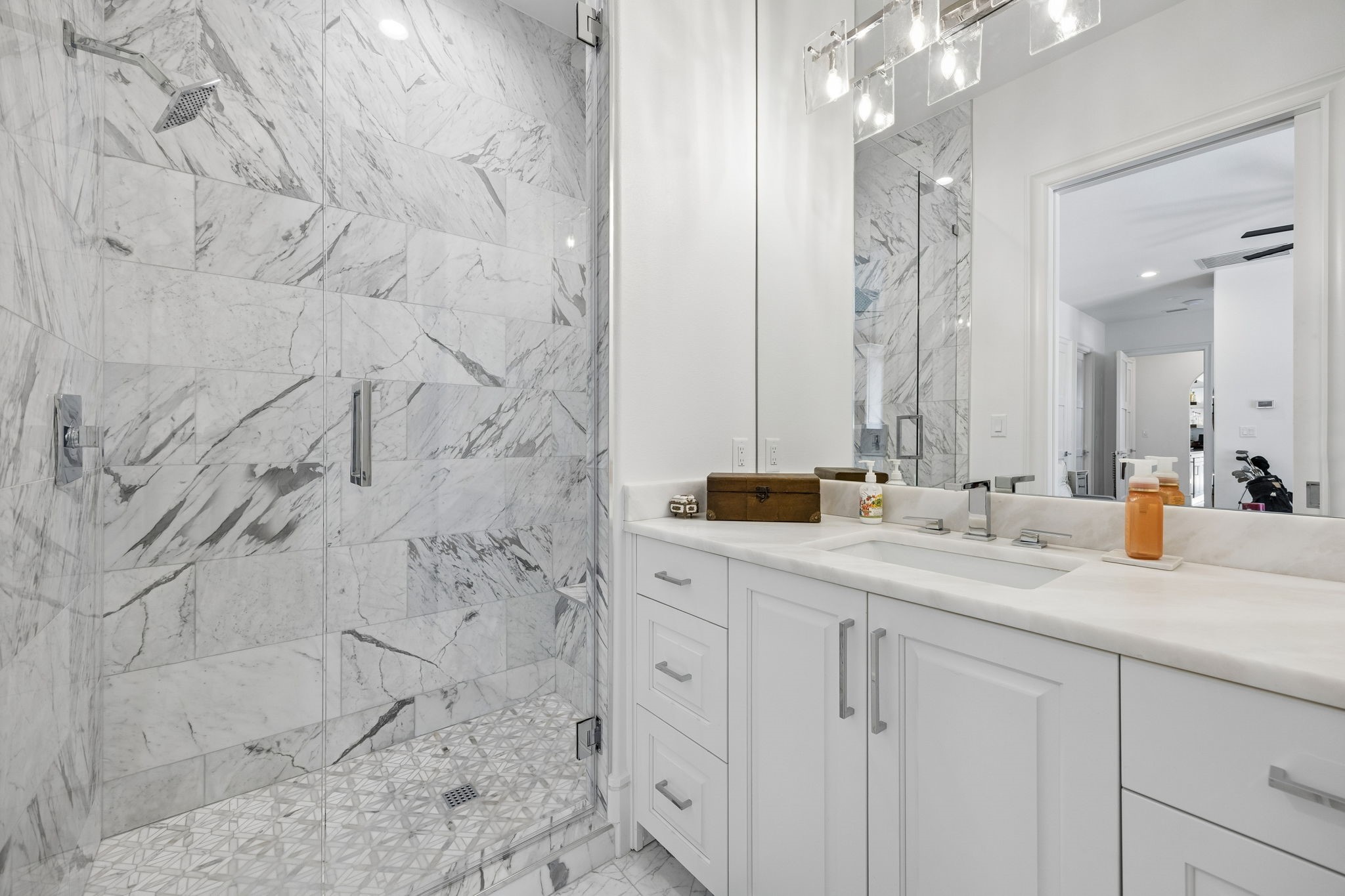 5301 Miramar Lane