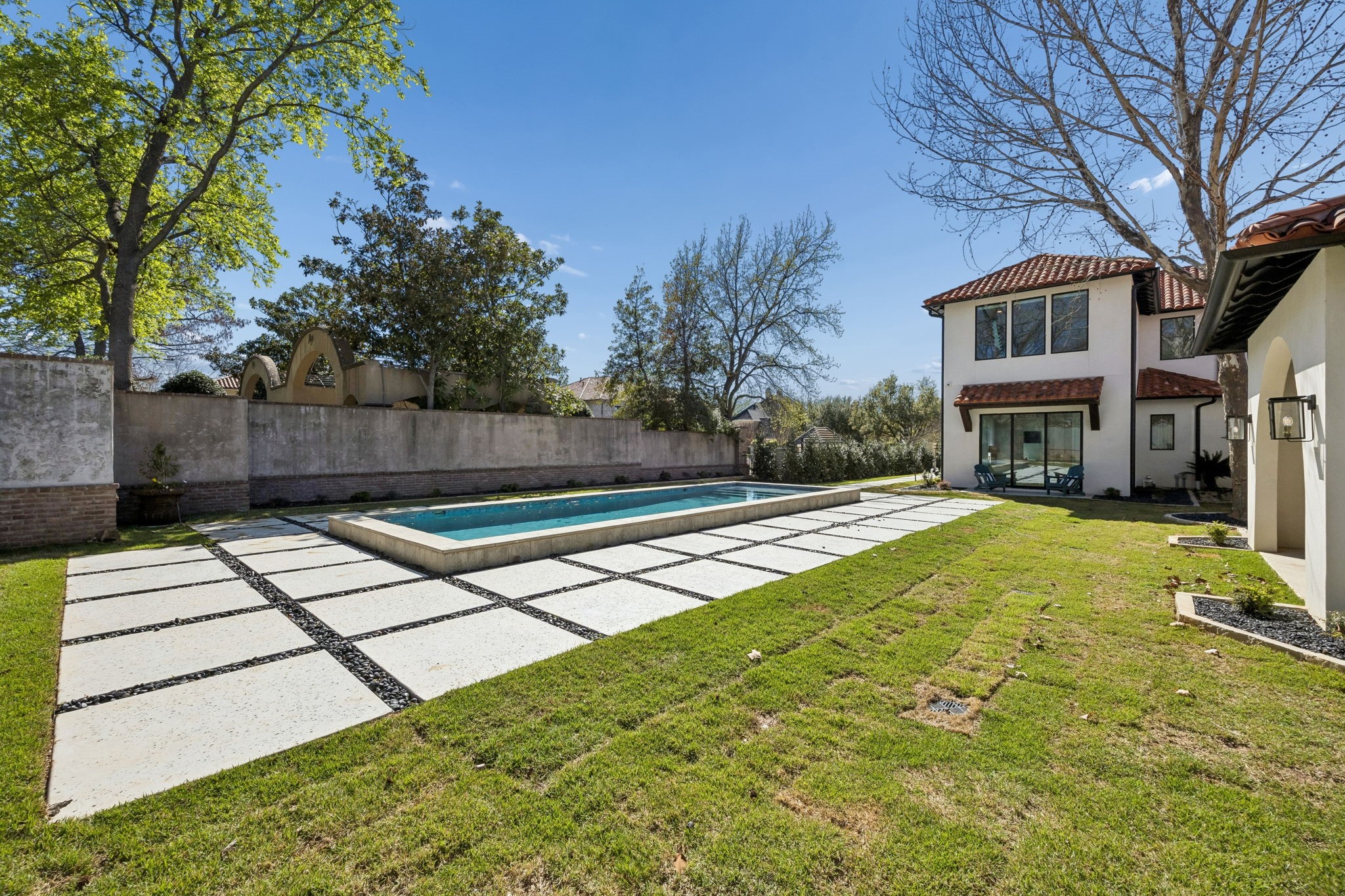 5301 Miramar Lane