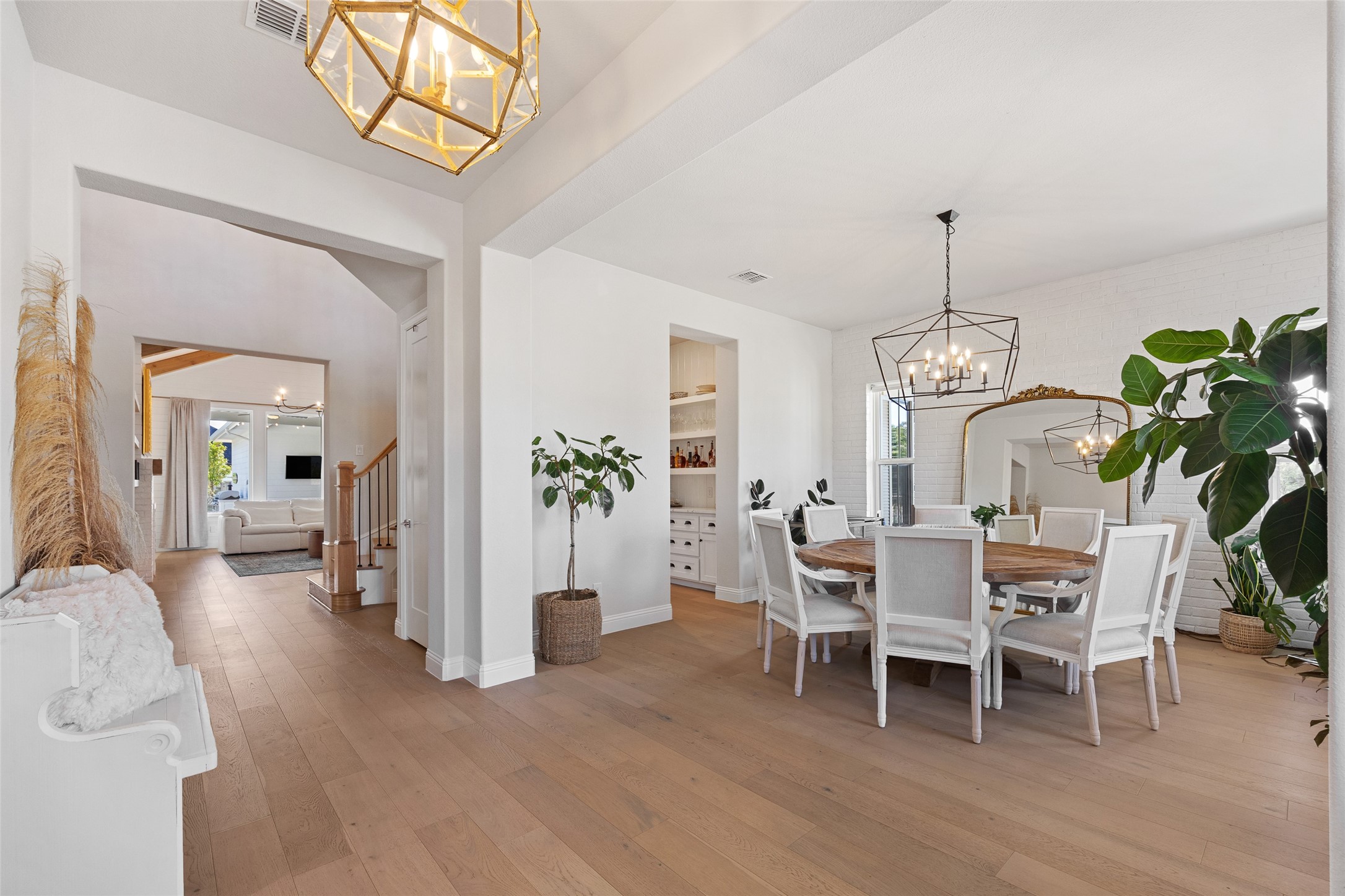 311 N Pecan Parkway