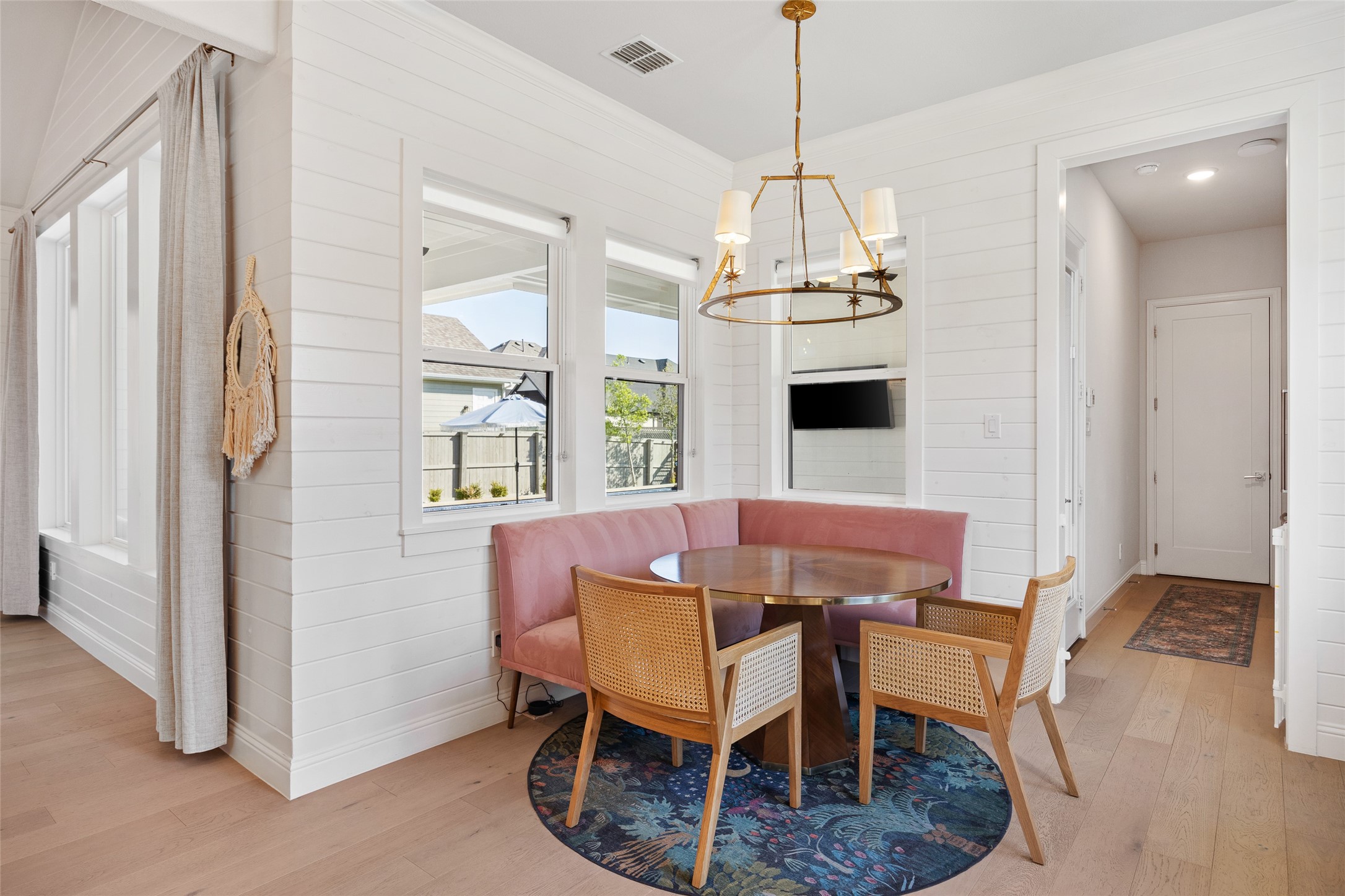 311 N Pecan Parkway