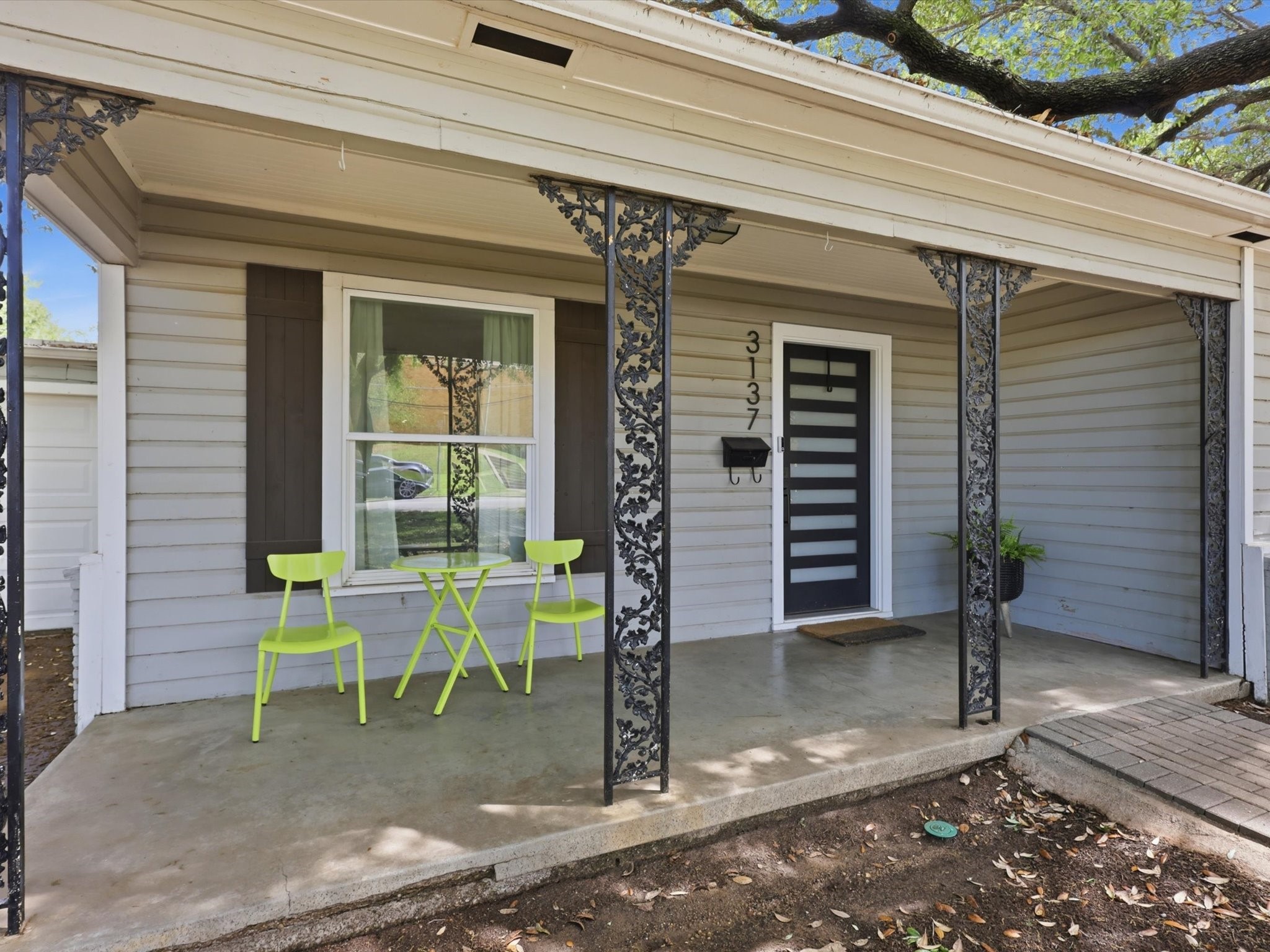 3137 Bigham Boulevard