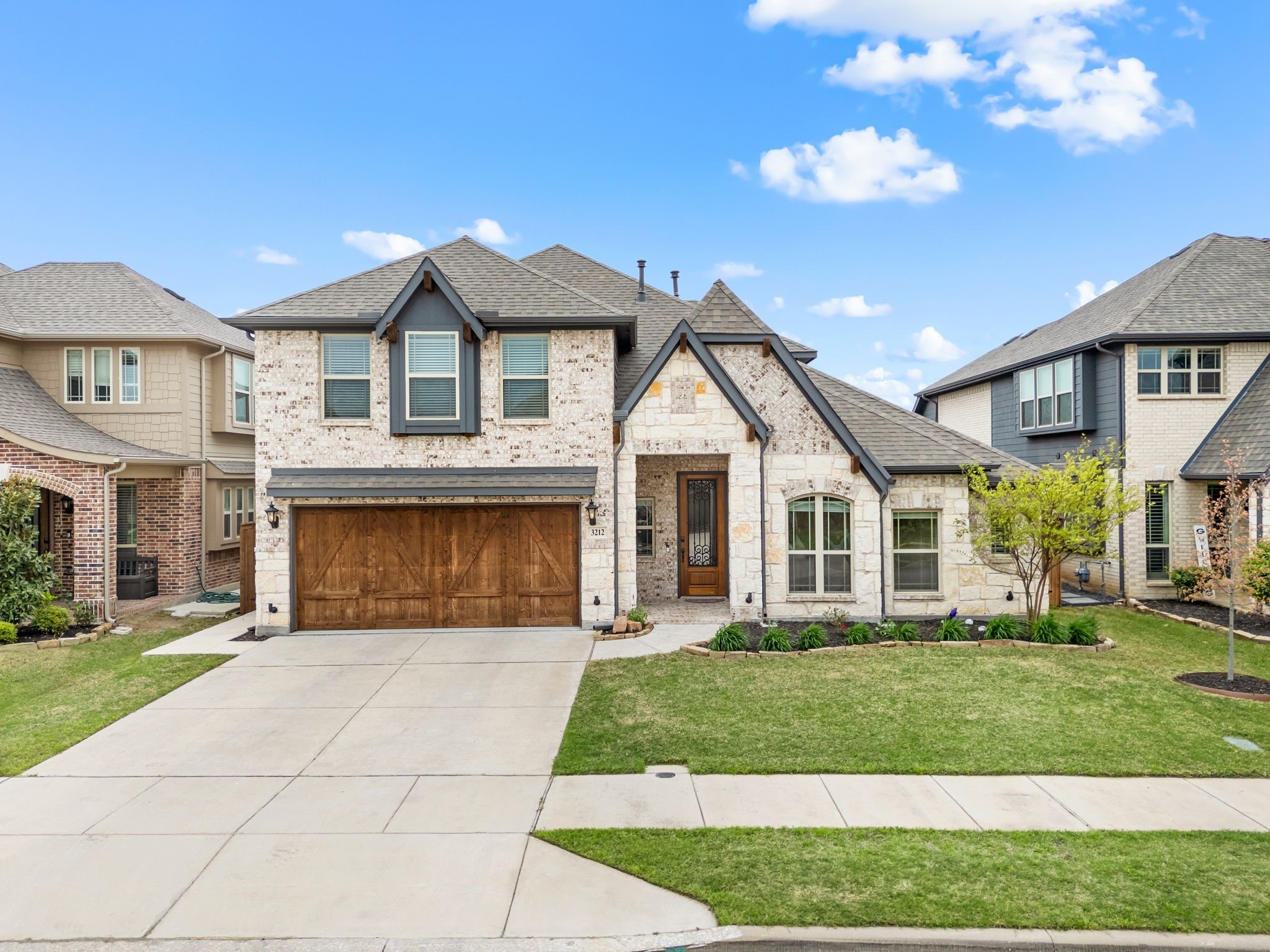 3212 Silver Chase Lane