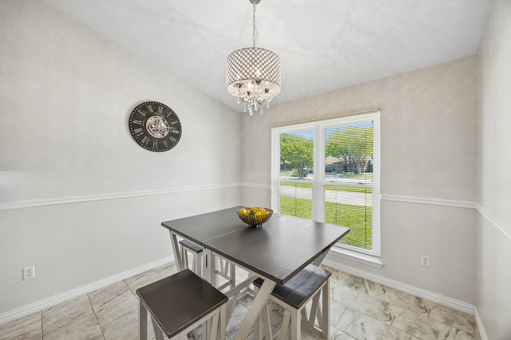 4215 John Court