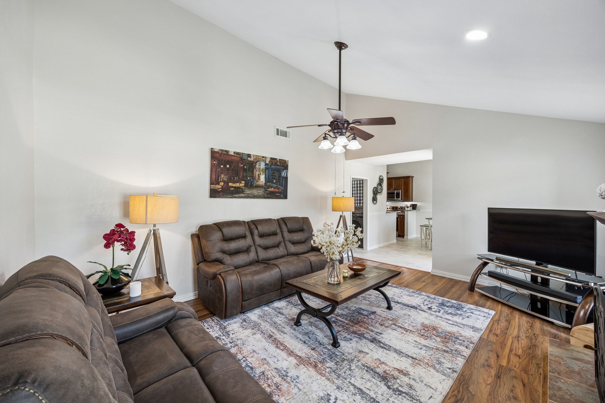 4215 John Court