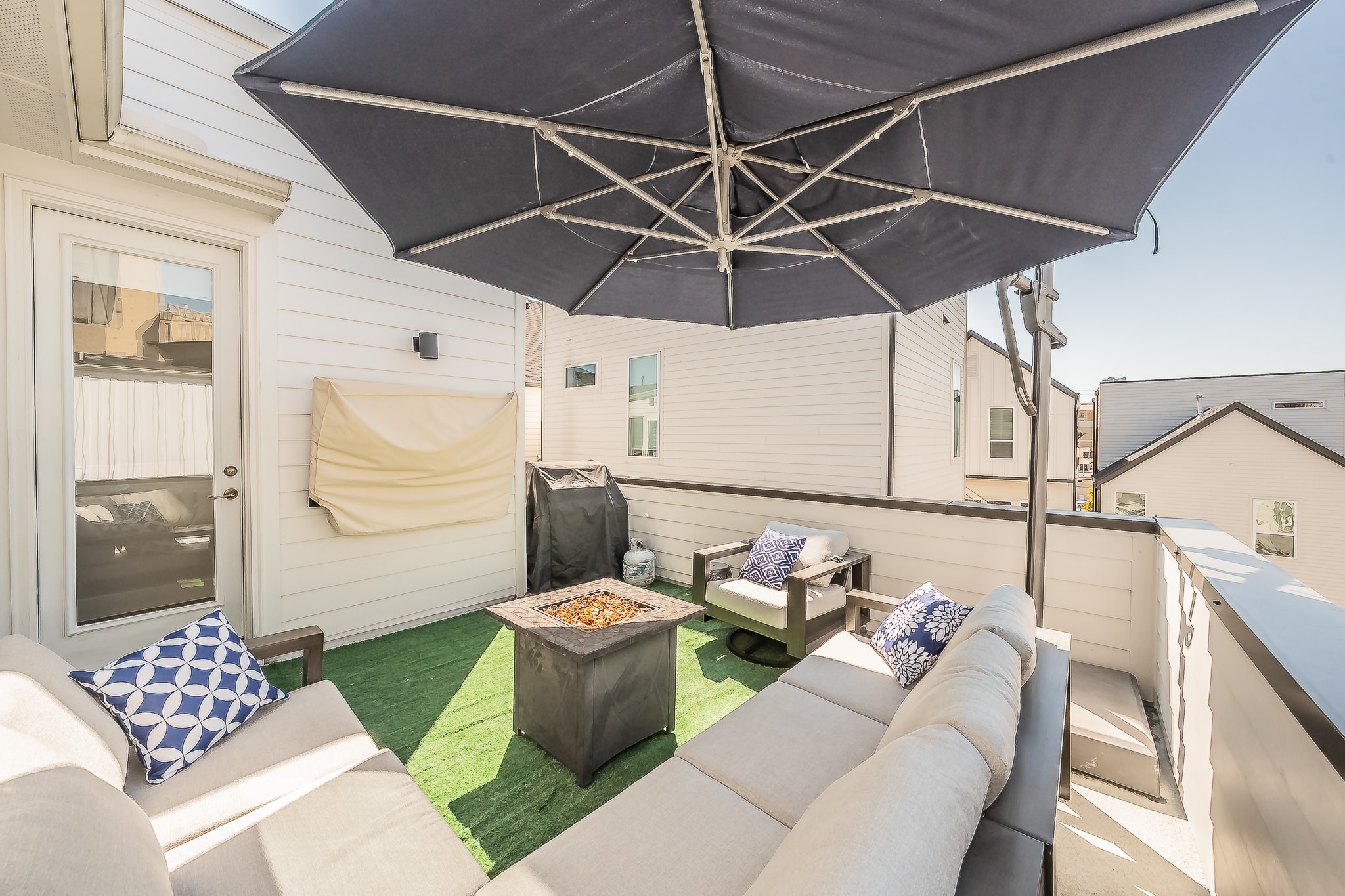 1127 Lavender Ridge