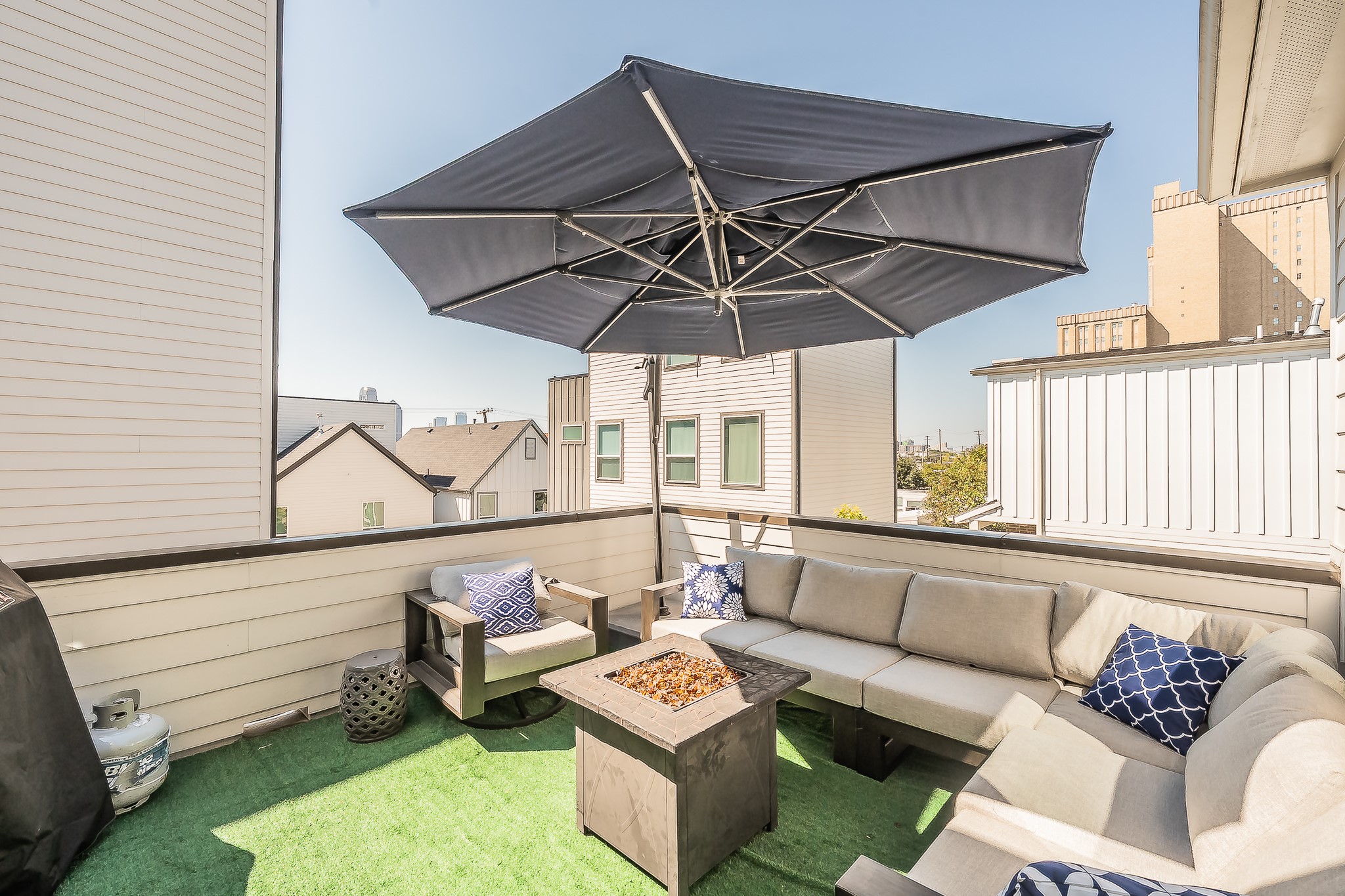 1127 Lavender Ridge