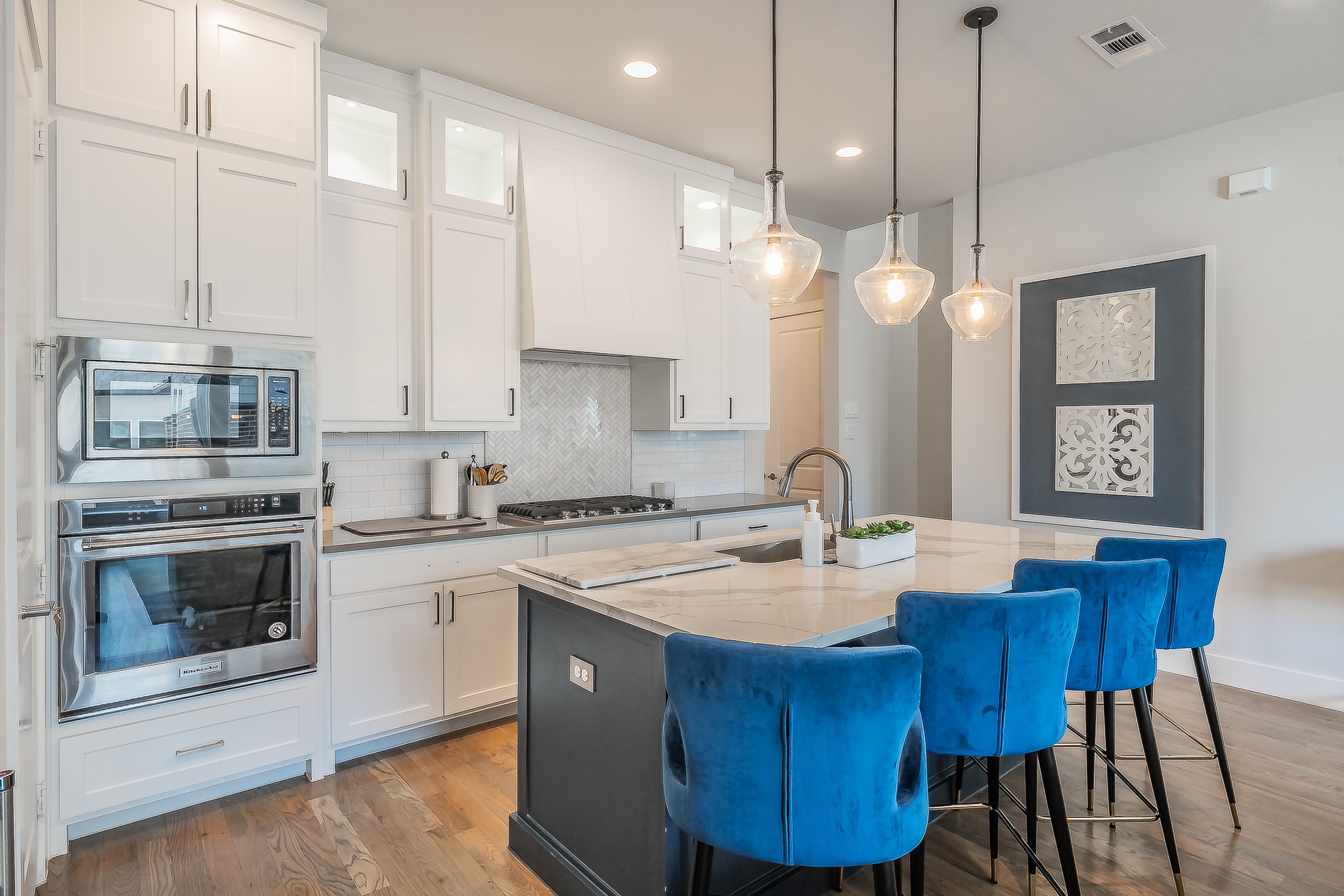 1127 Lavender Ridge