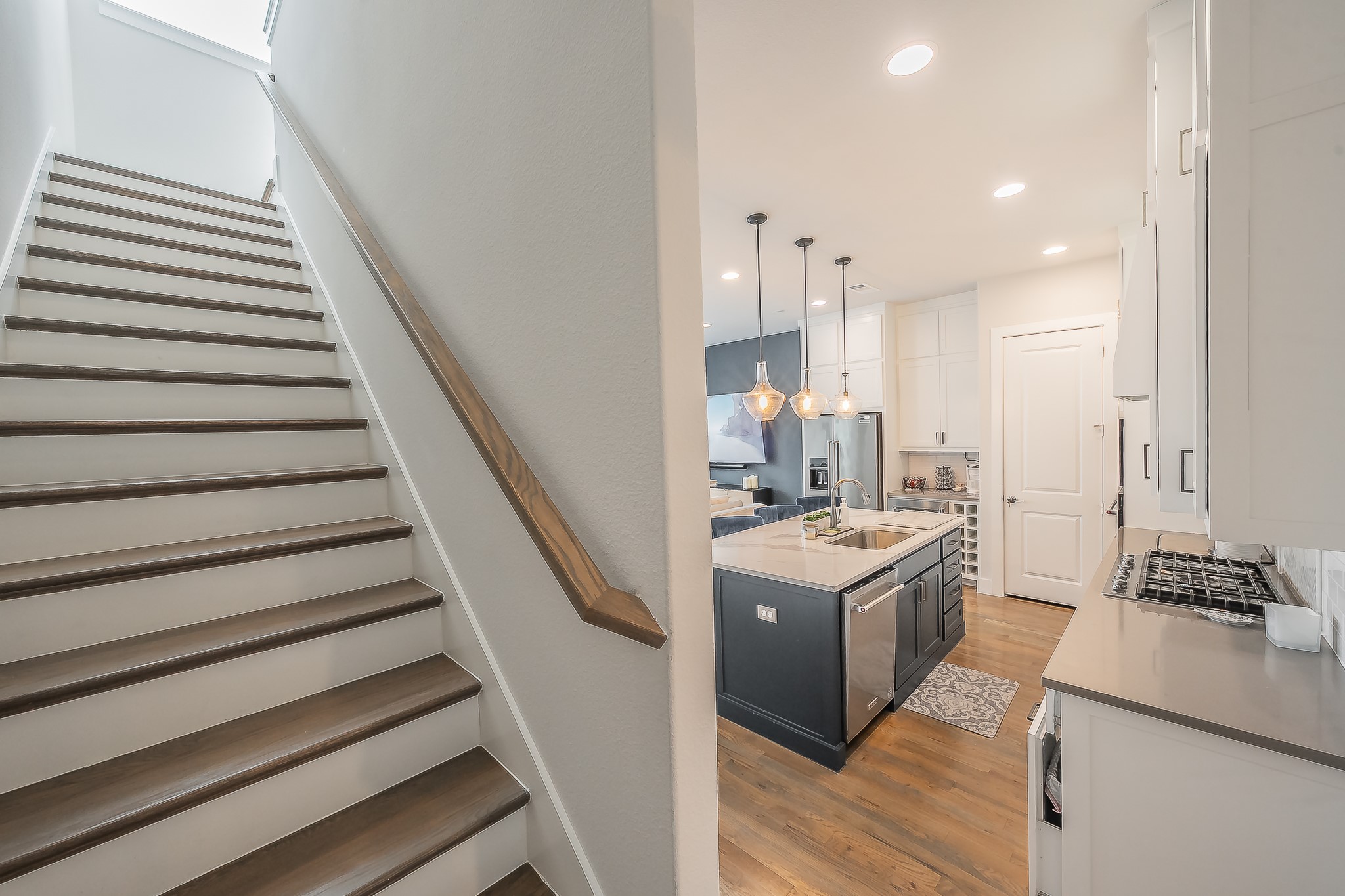 1127 Lavender Ridge