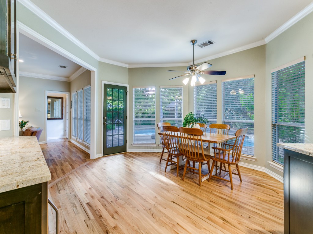 701 Lakehurst Court