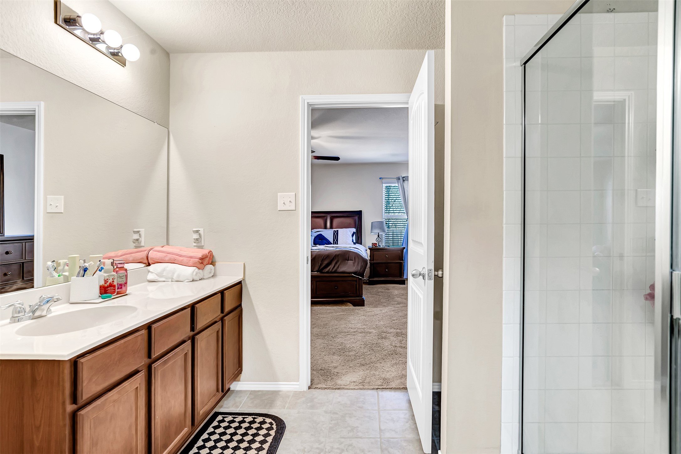 1201 Jasper Crossing