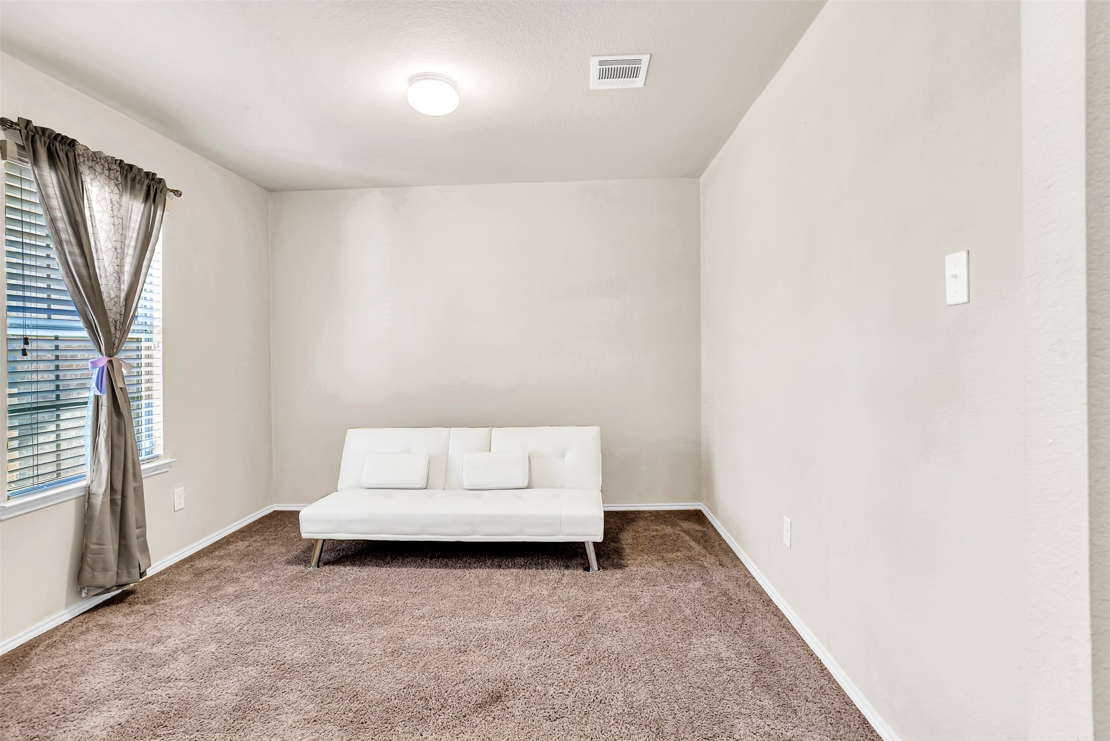 1201 Jasper Crossing