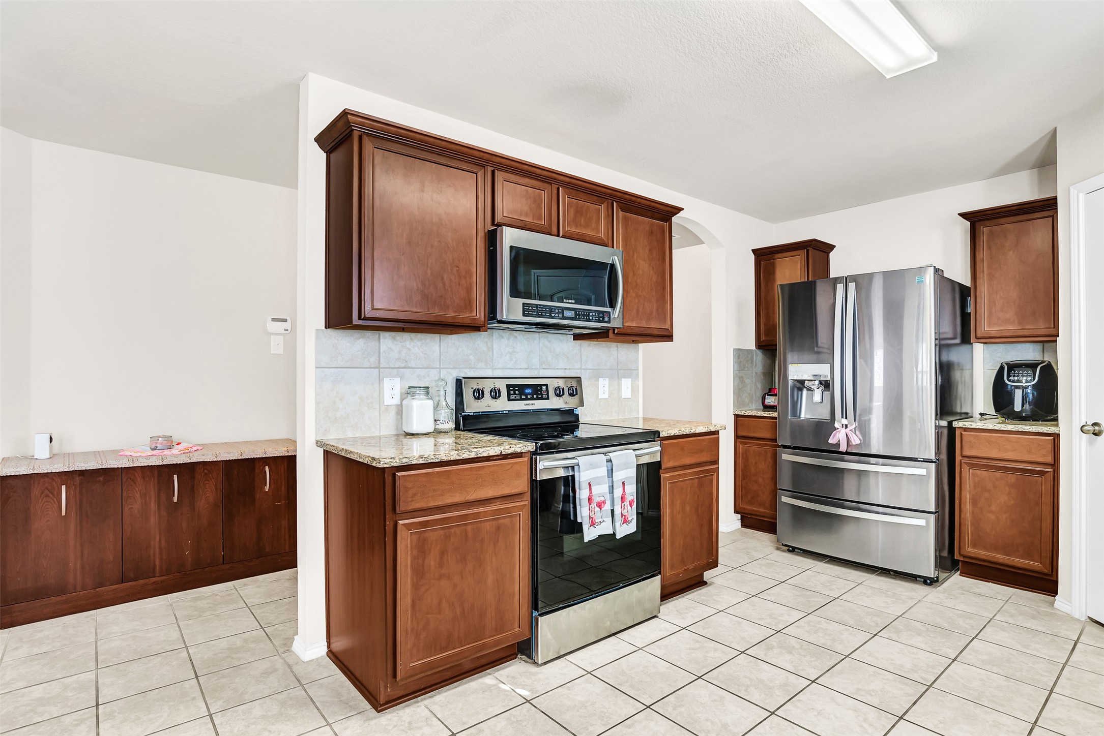 1201 Jasper Crossing