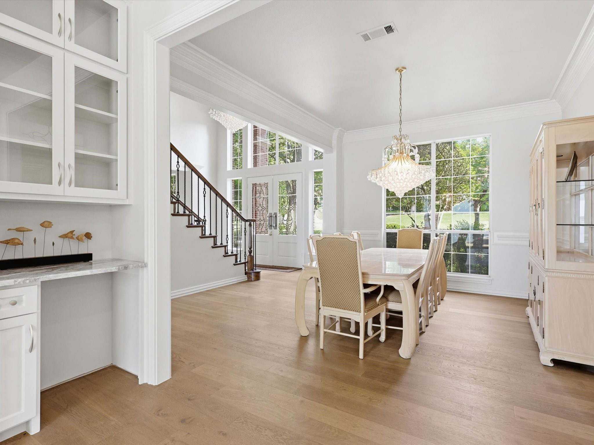 5815 Bay Club Drive