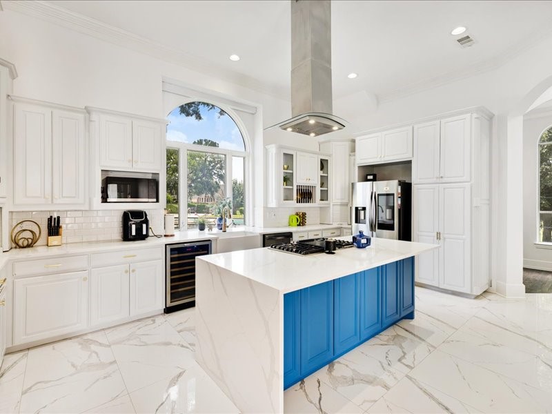 911 Walnut Falls Circle