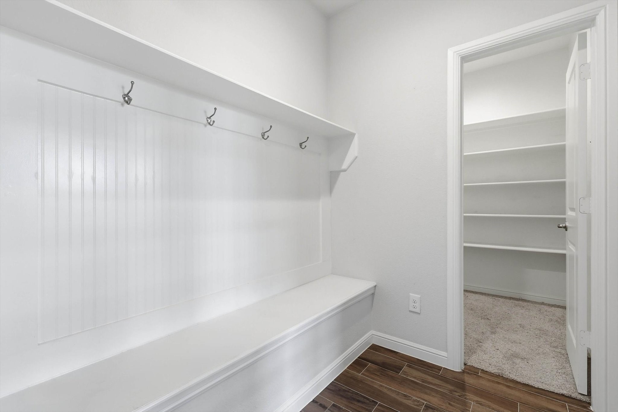 2524 Little Wonder Lane
