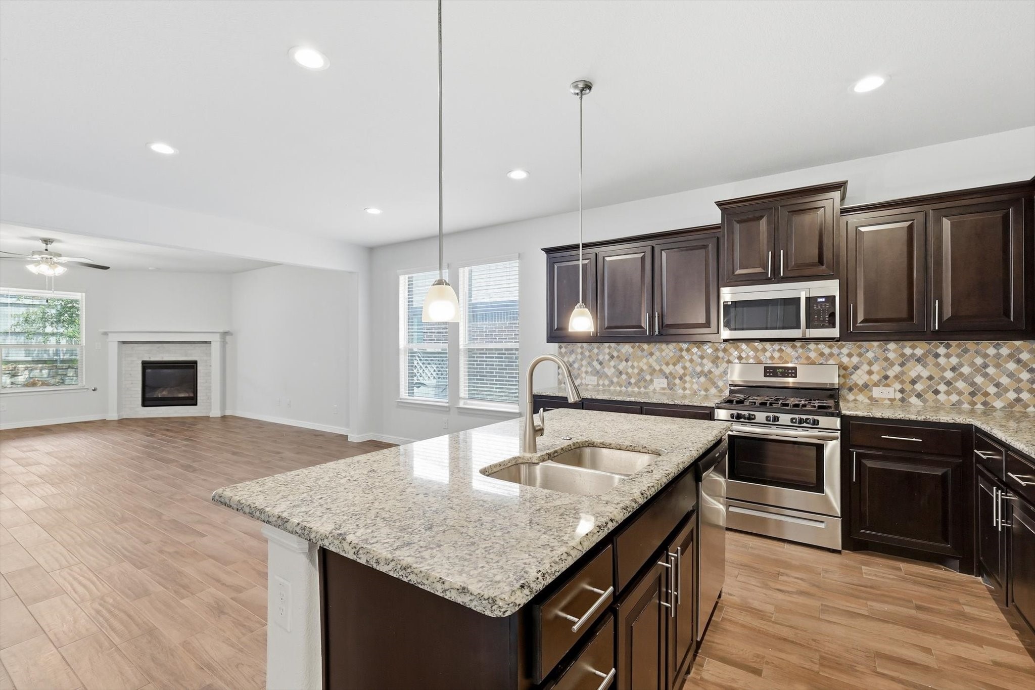 2524 Little Wonder Lane