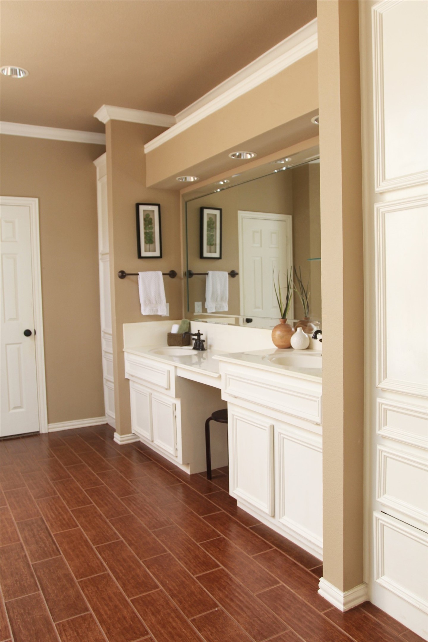 8105 Pecan Ridge Drive