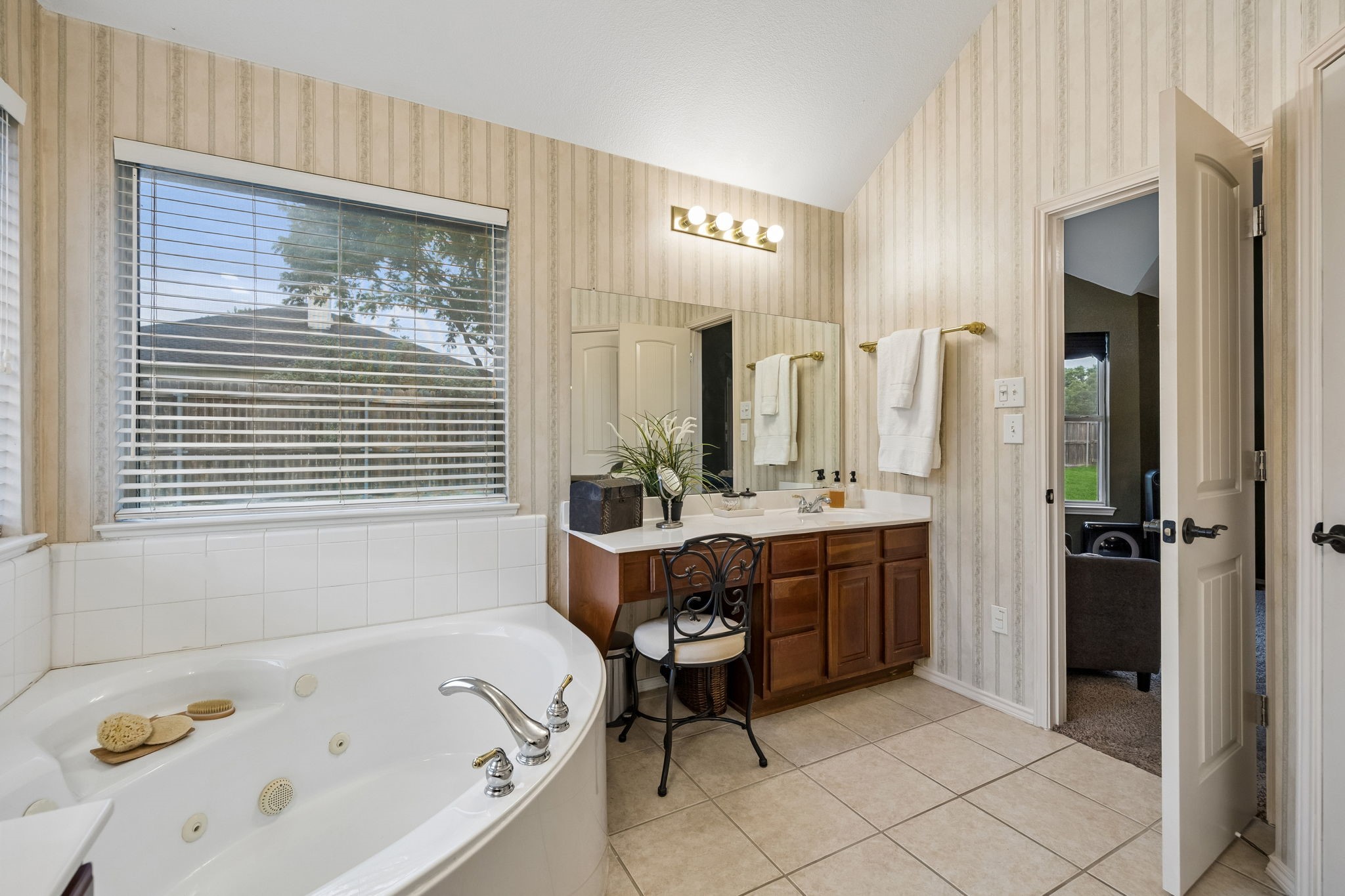 8413 Island Court