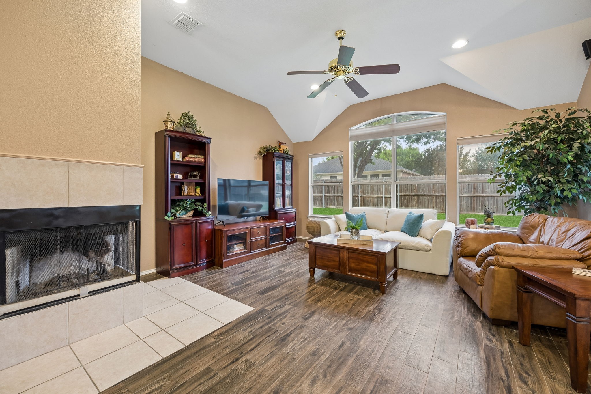 8413 Island Court
