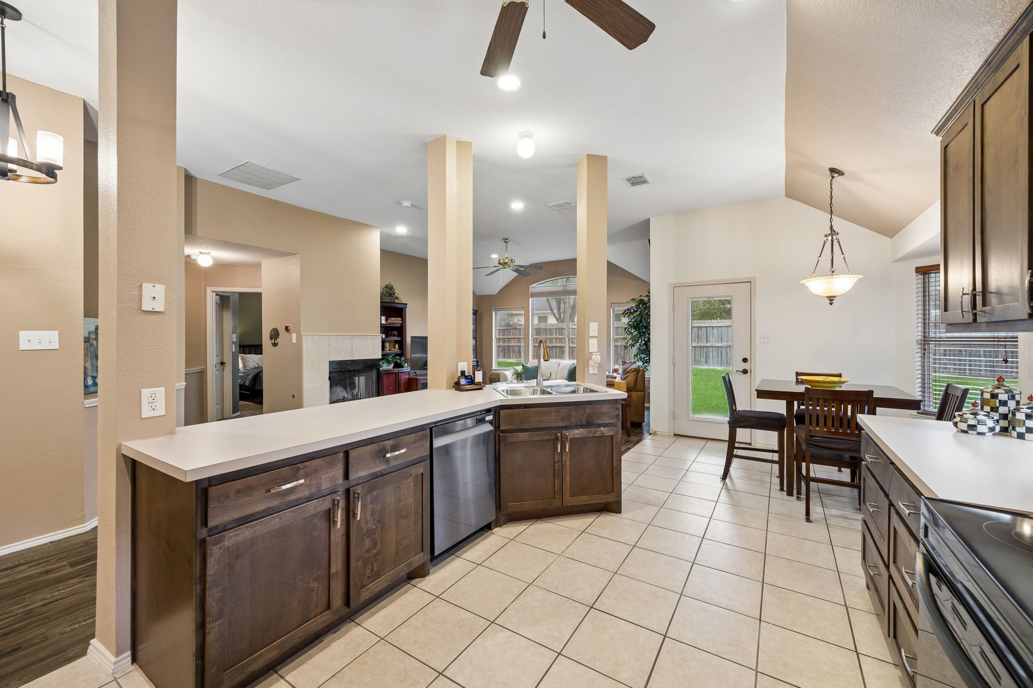 8413 Island Court
