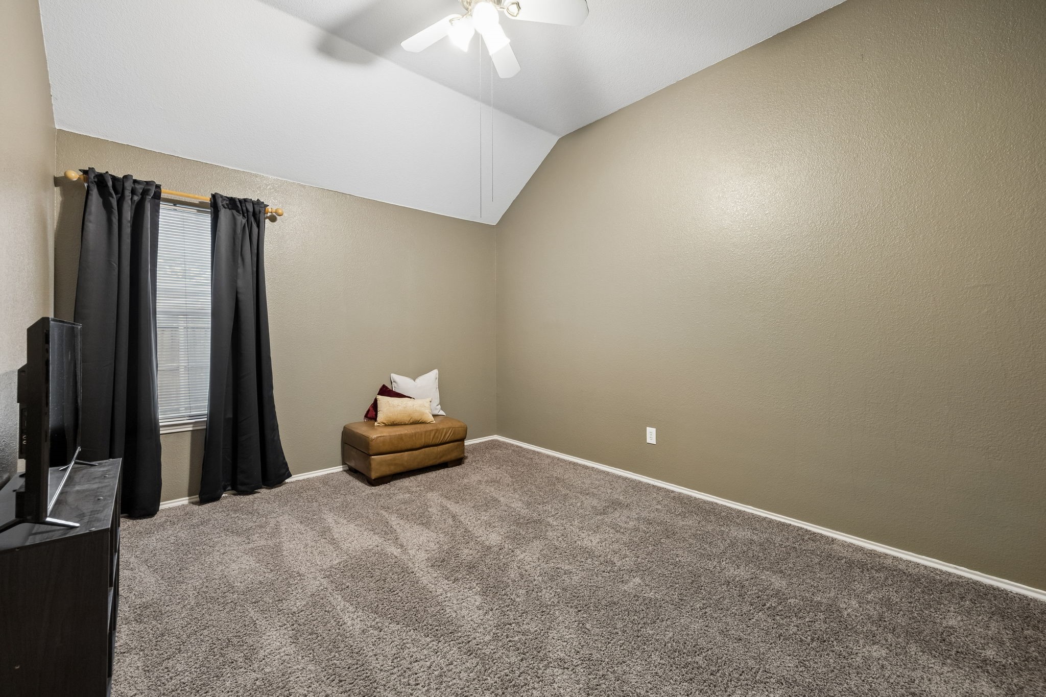 8413 Island Court