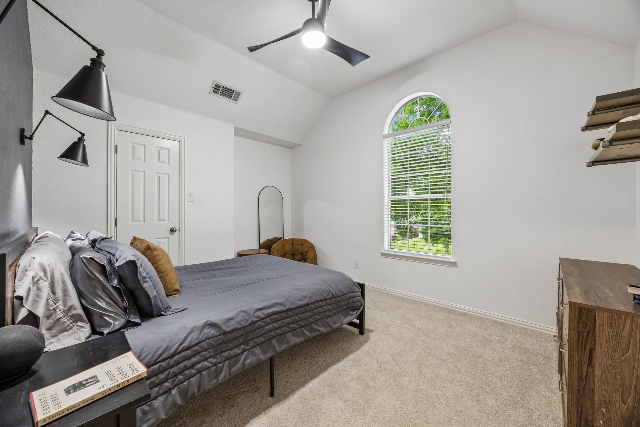 1309 Meadow Ridge Court