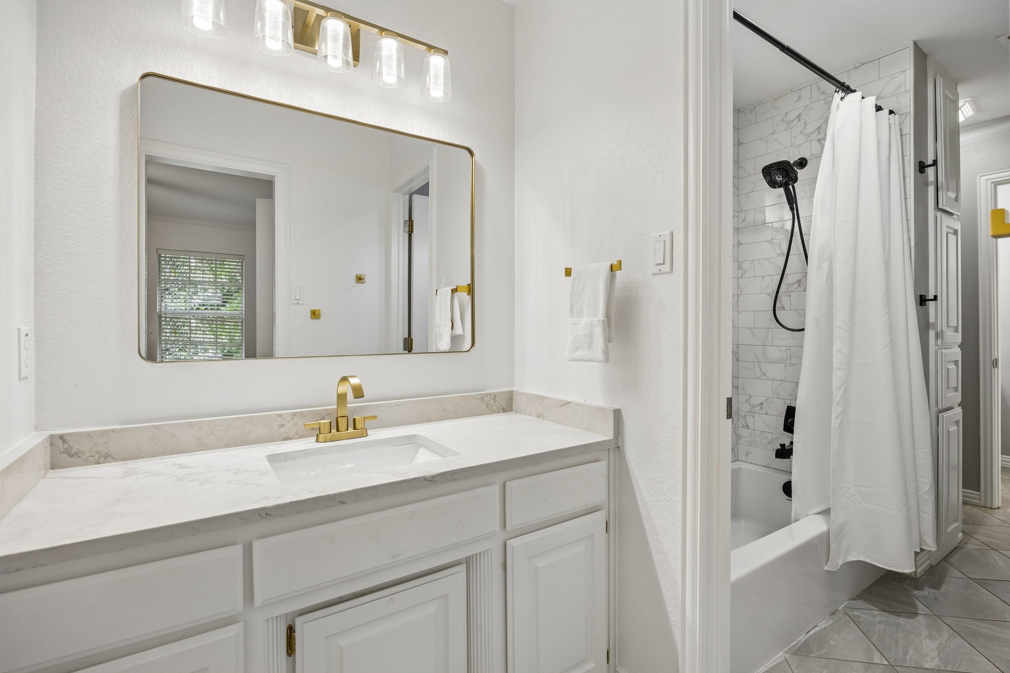 1309 Meadow Ridge Court