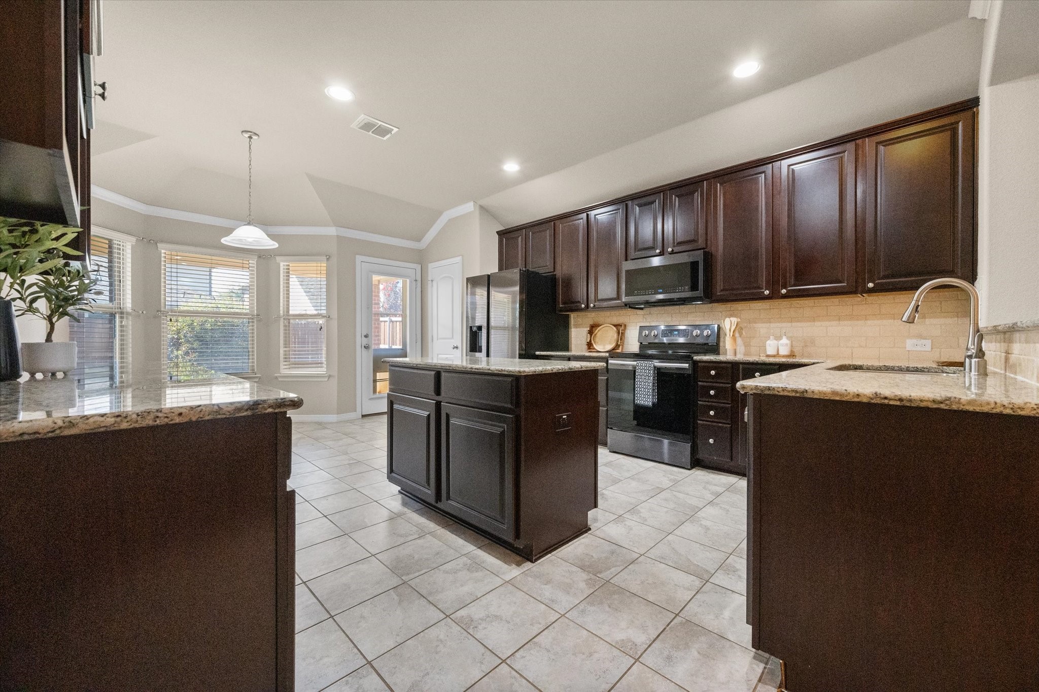 1001 Pigeon Hawk Drive